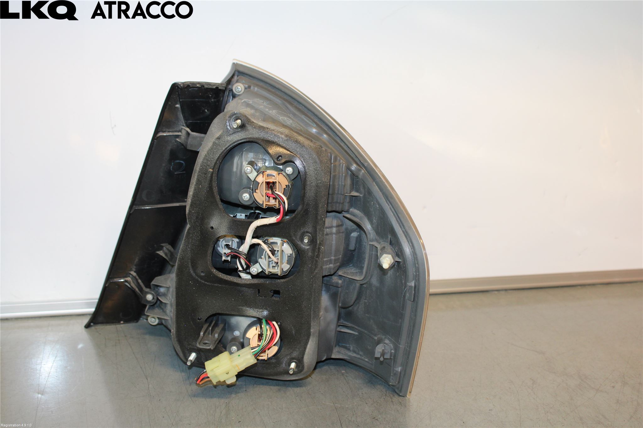 Subaru LEGACY    04-06 Baklykt Venstre