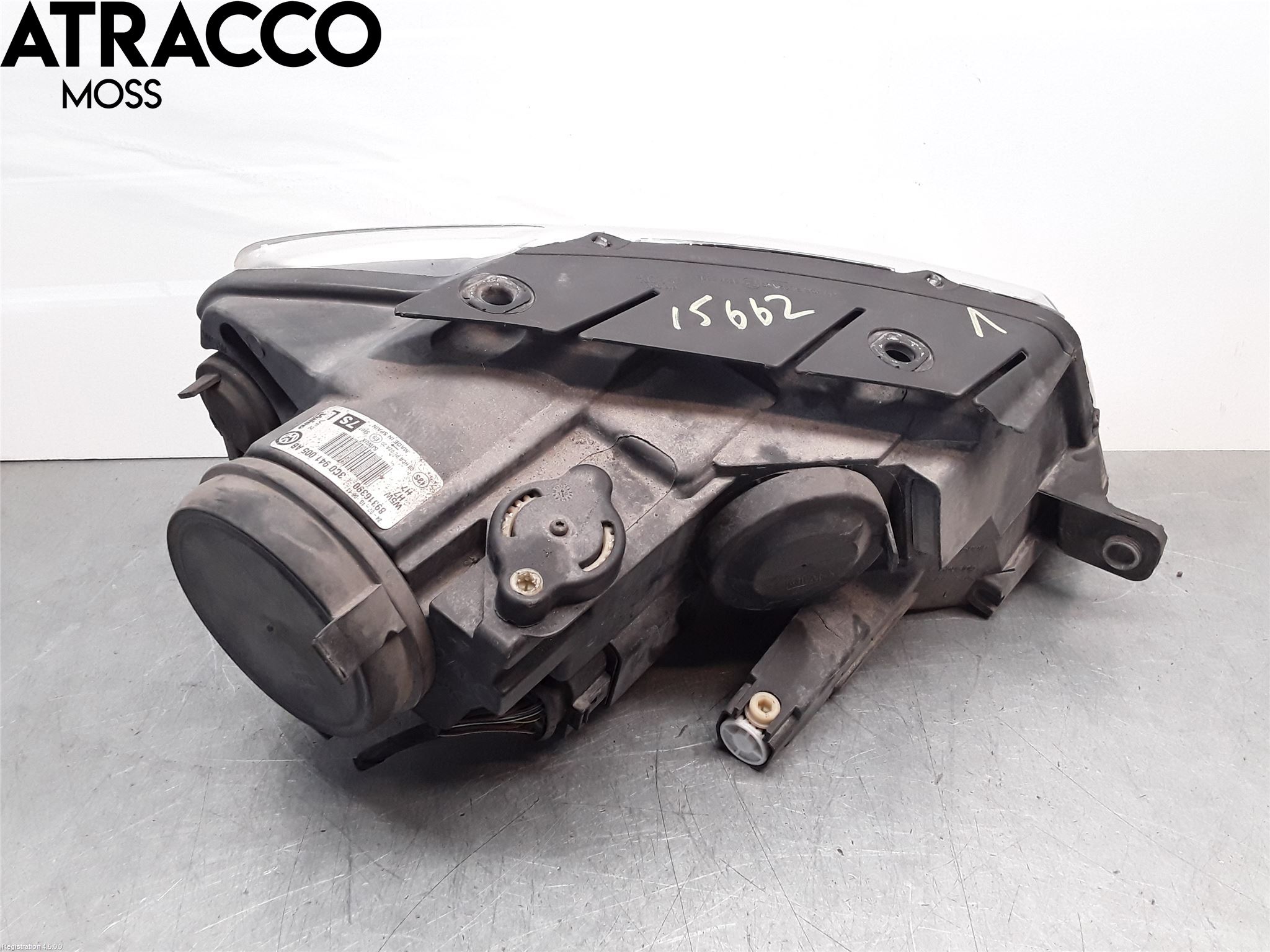 Volkswagen VW PASSAT 05-11 Frontlykt Venstre
