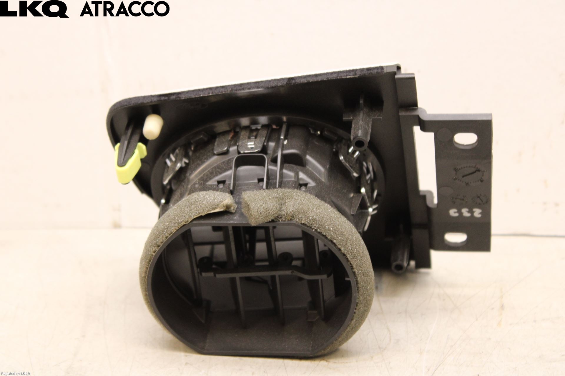 Ford MUSTANG V 05-14 Dashbord Kanal - Dyse