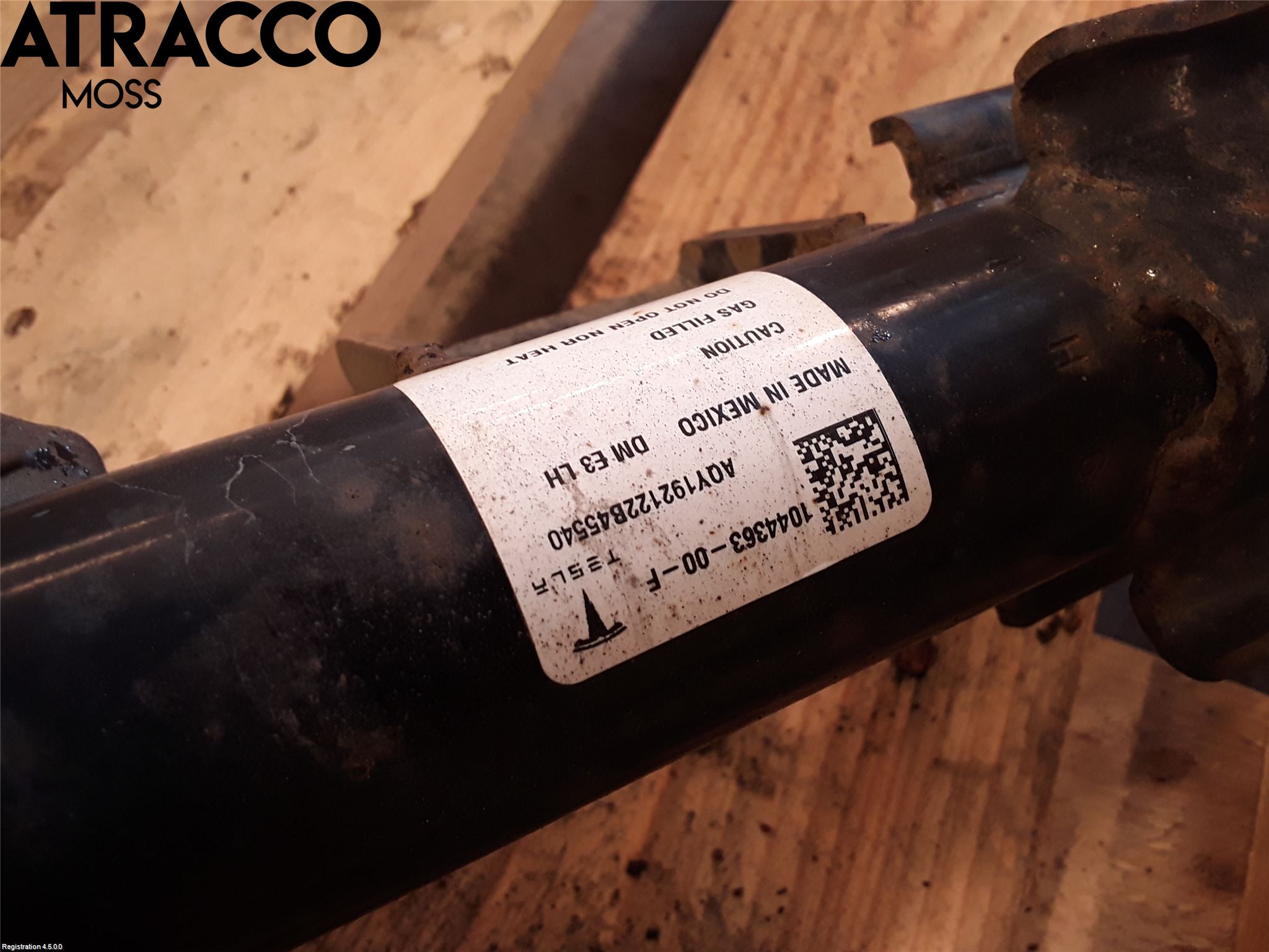 Tesla MODEL 3 17- Fjærbein Foran Venstre