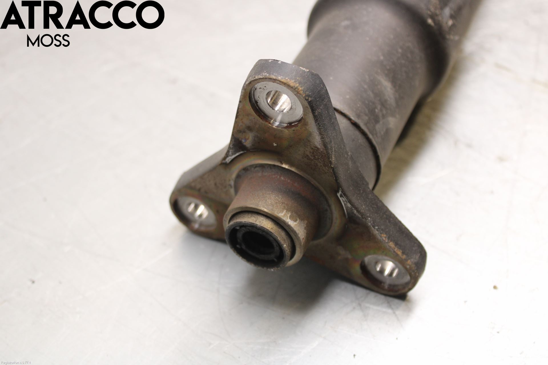 BMW X1 E84 10-15 Mellomaksel Kompl