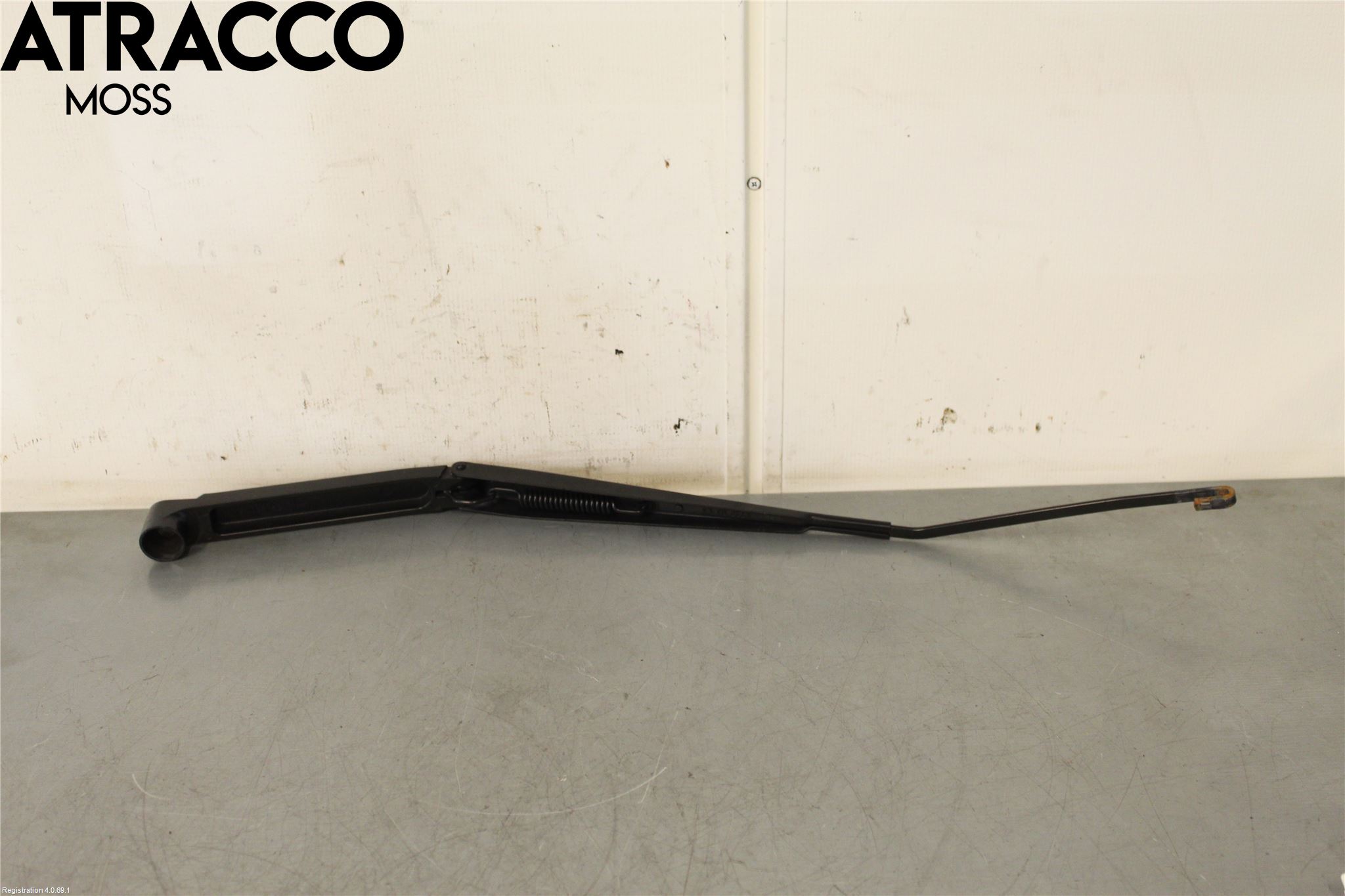 Nissan LEAF 11-17 Viskerarm-Armer Frontrute