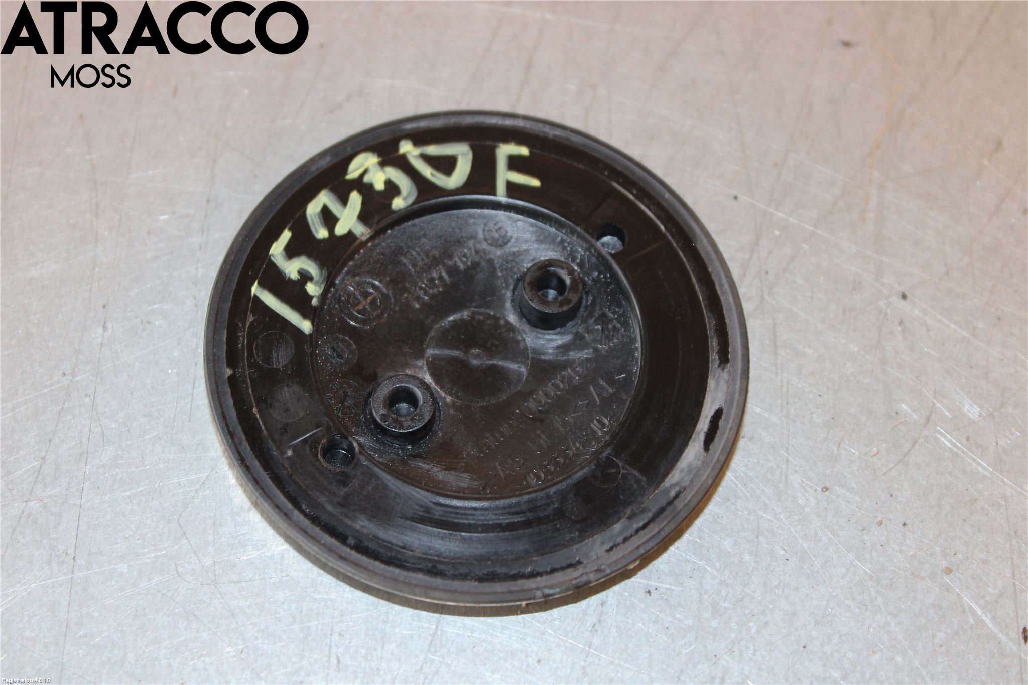 BMW 5 F10/F11/F18 09-17 Emblem