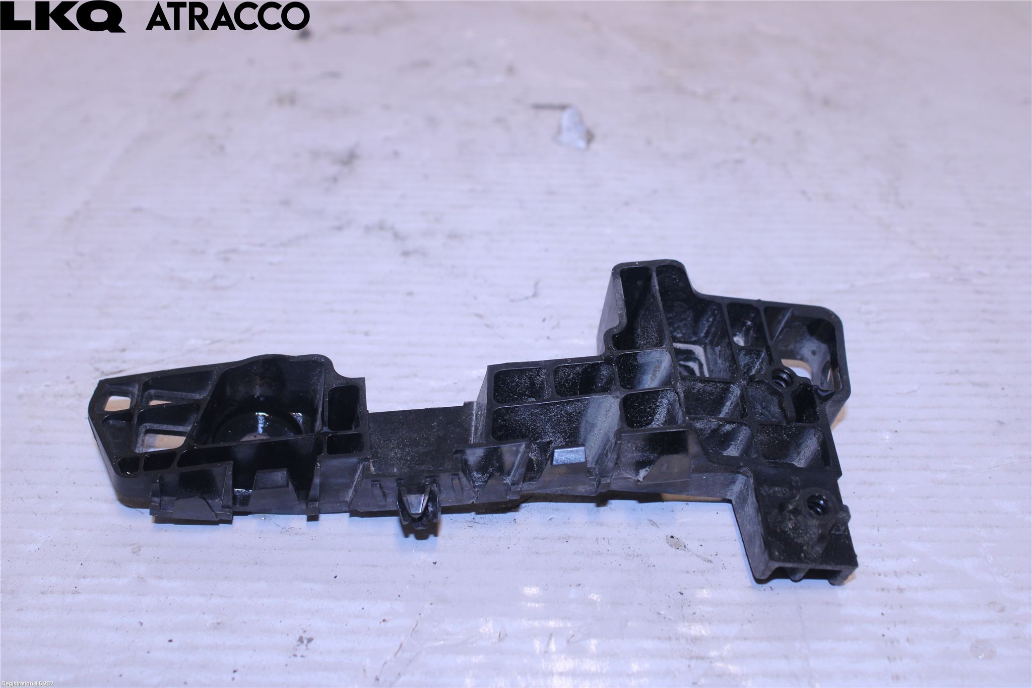 Suzuki ACROSS 21- Støtfanger Foran Feste