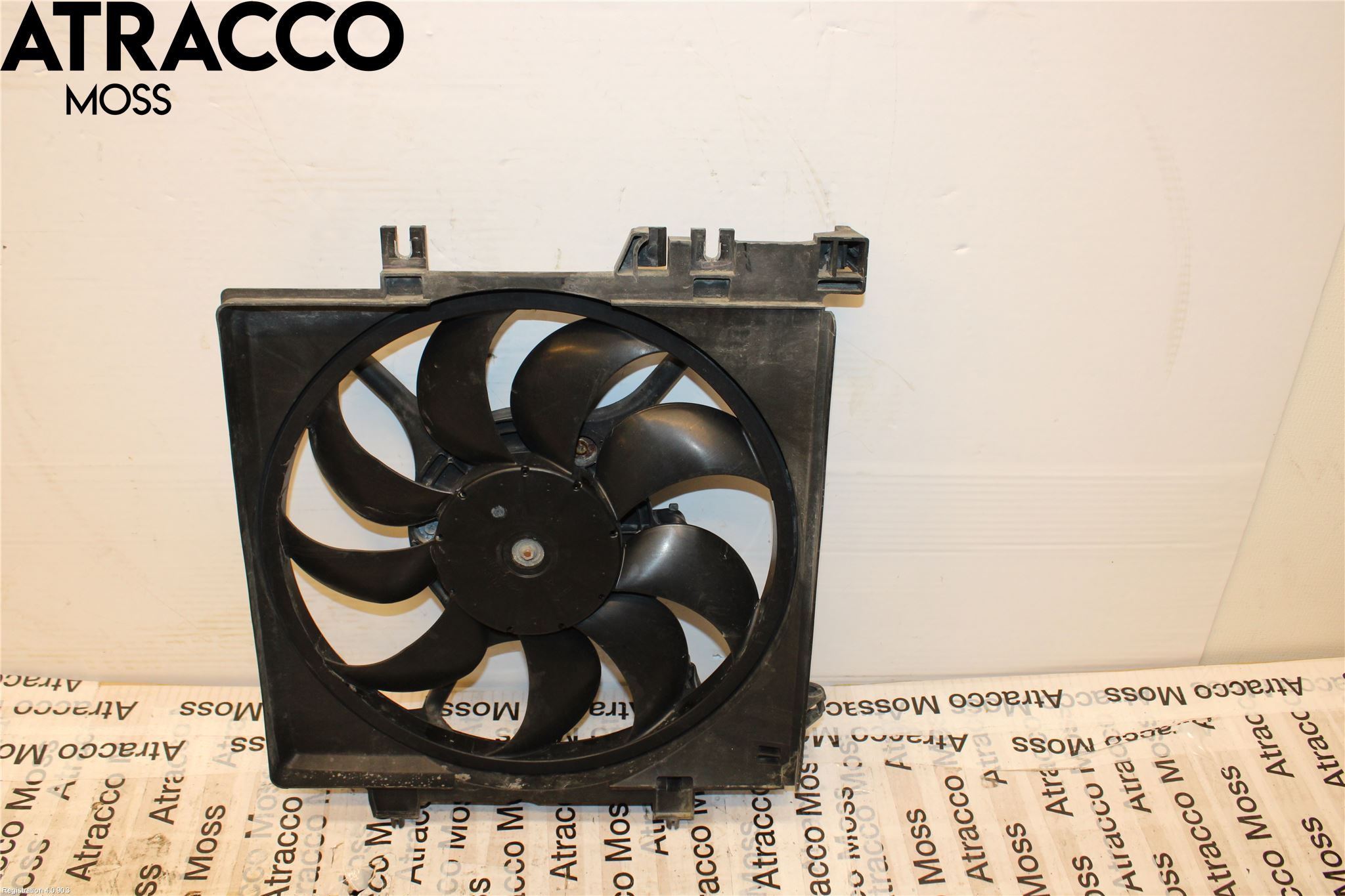 Subaru OUTBACK 10-15 Kjølevifte Elektrisk