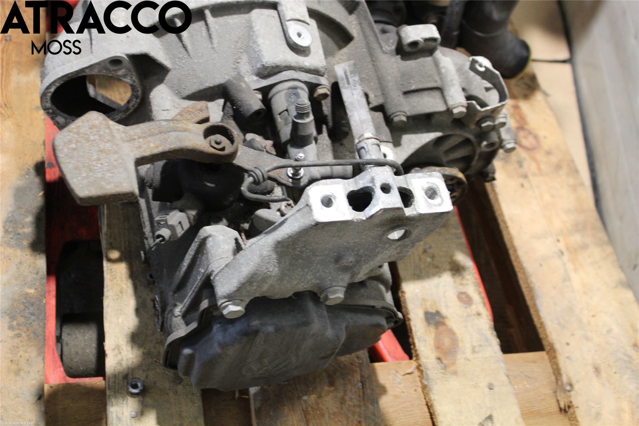 Volkswagen VW GOLF VI 09-13 Clutch Hus