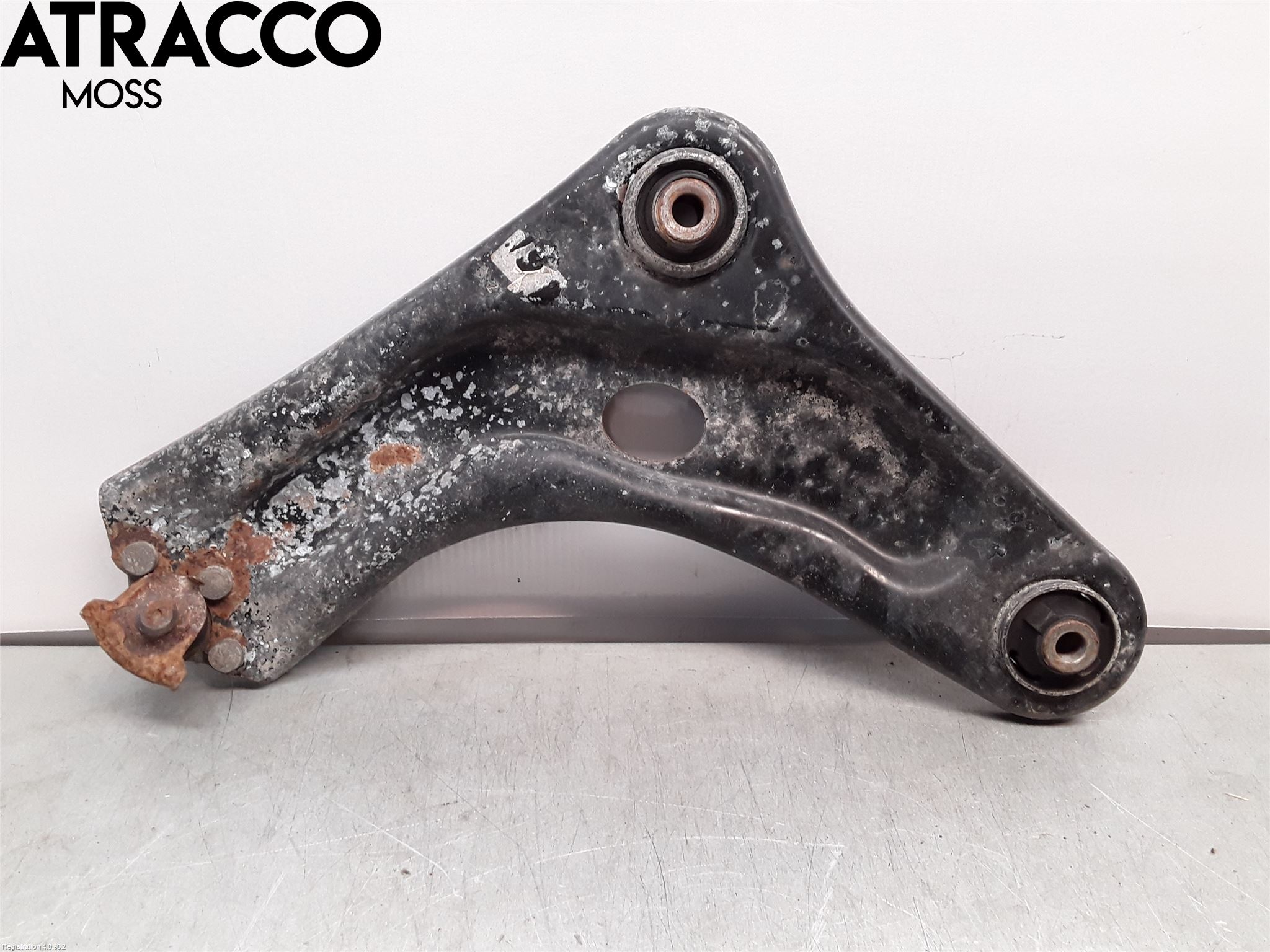 Citroen C4 CACTUS 14-20 Bærearm Foran Venstre Nedre