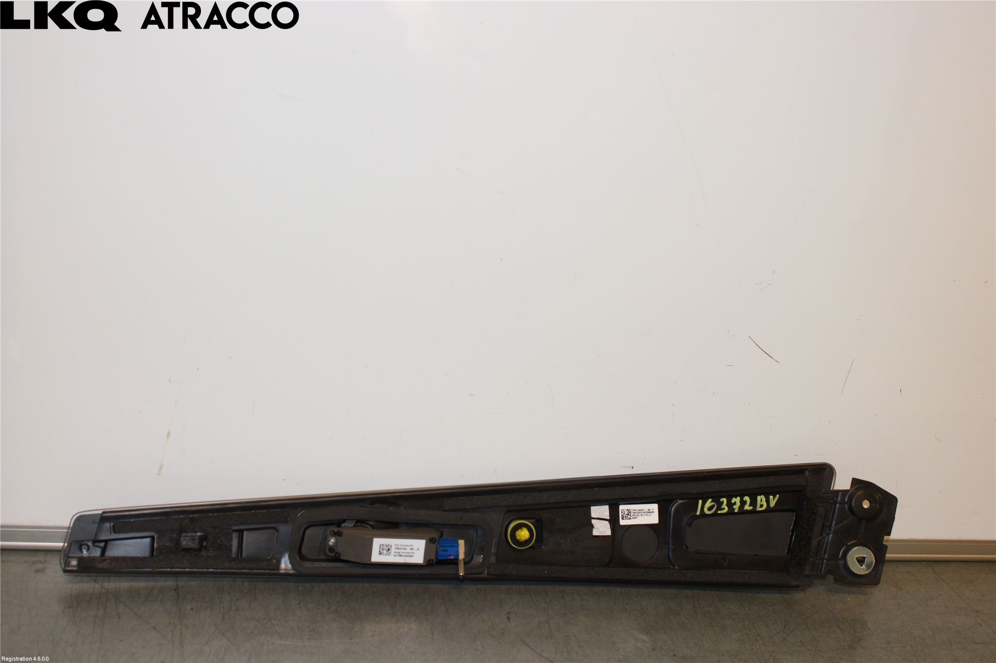 Tesla MODEL X 16- Parkeringshjelp Kamera