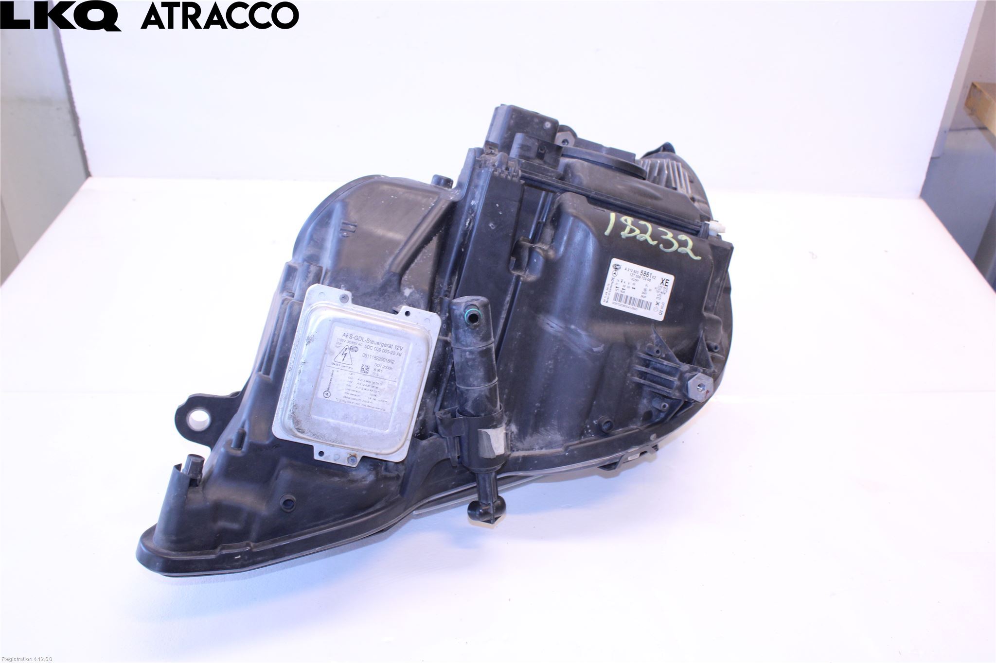 Mercedes-Benz MB E-KLASS (W212) 09-16 Frontlykt Høyre