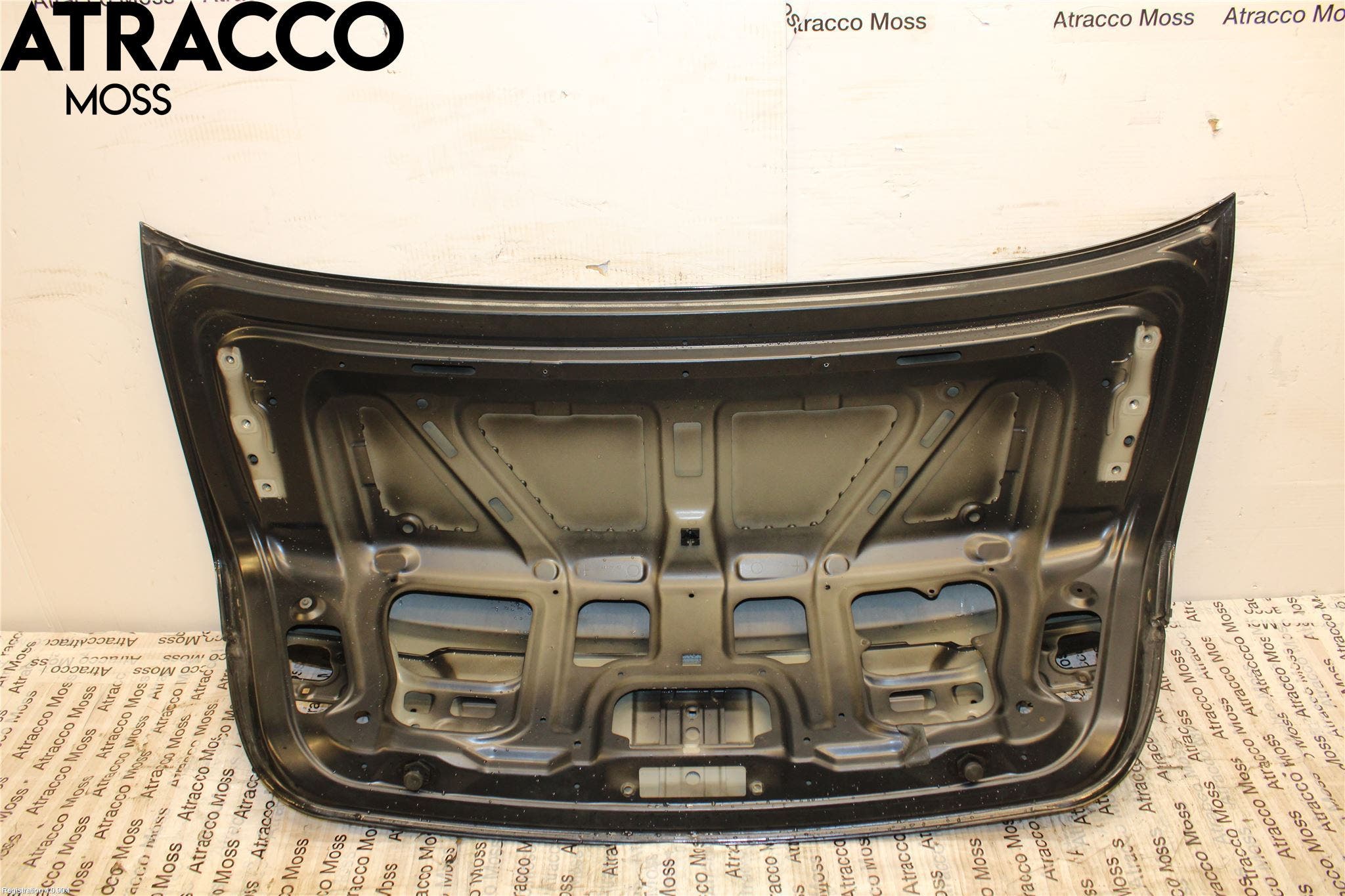 BMW 7 F01/02/03/04 09-15 Bakluke Koffertlokk