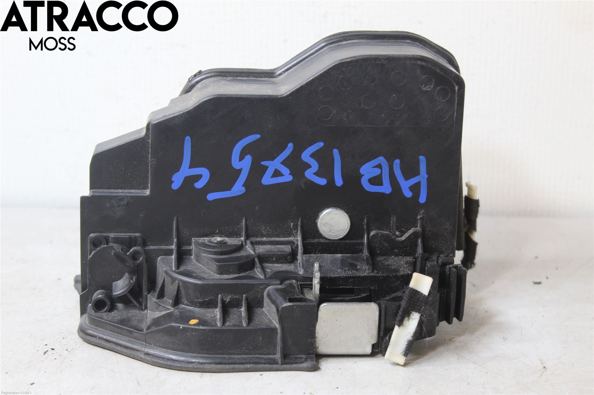 BMW 3 F30/F31/F80 12-19 Dørlås - Låsekasse