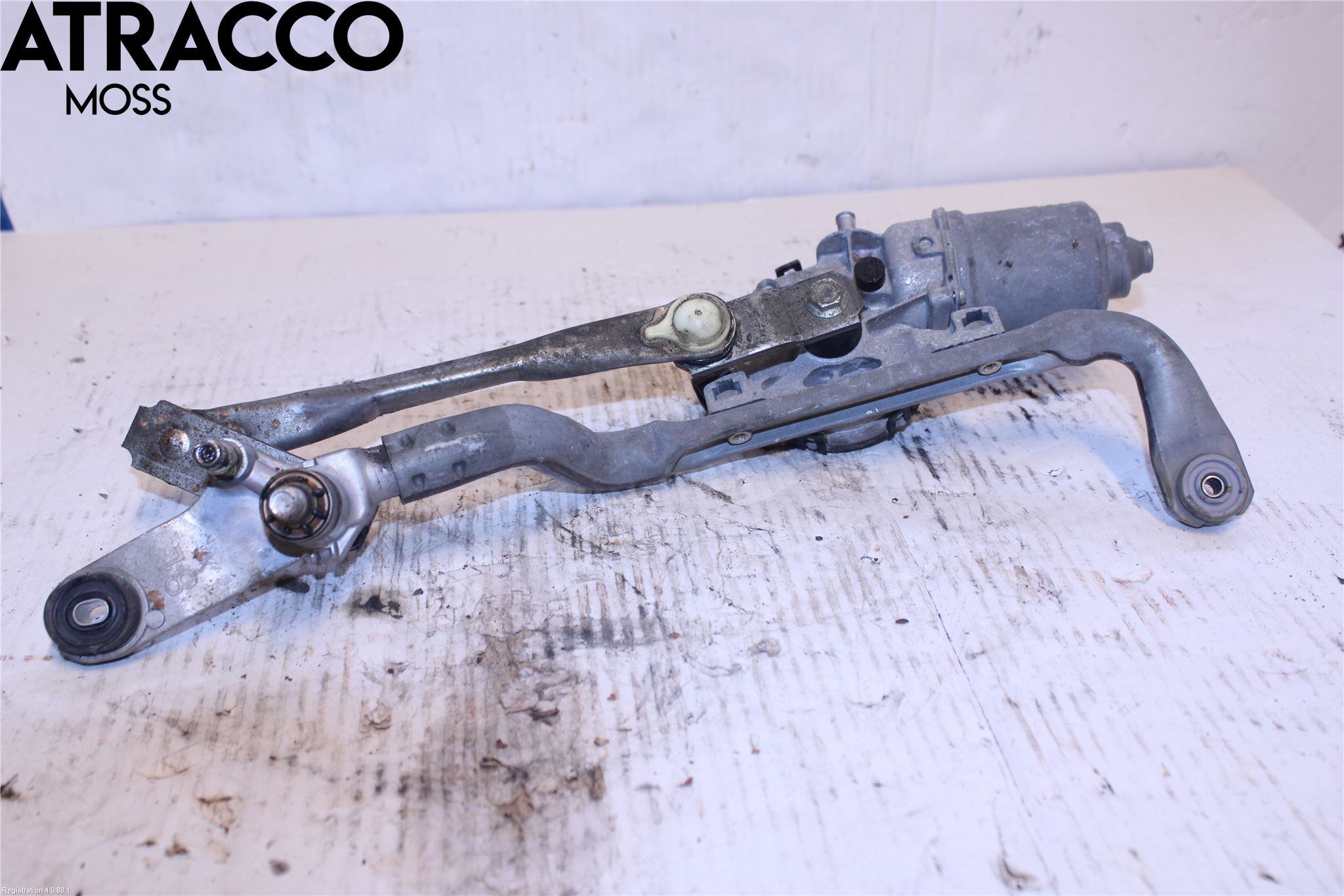 Toyota YARIS XP130 12-14 Viskermotor Frontrute