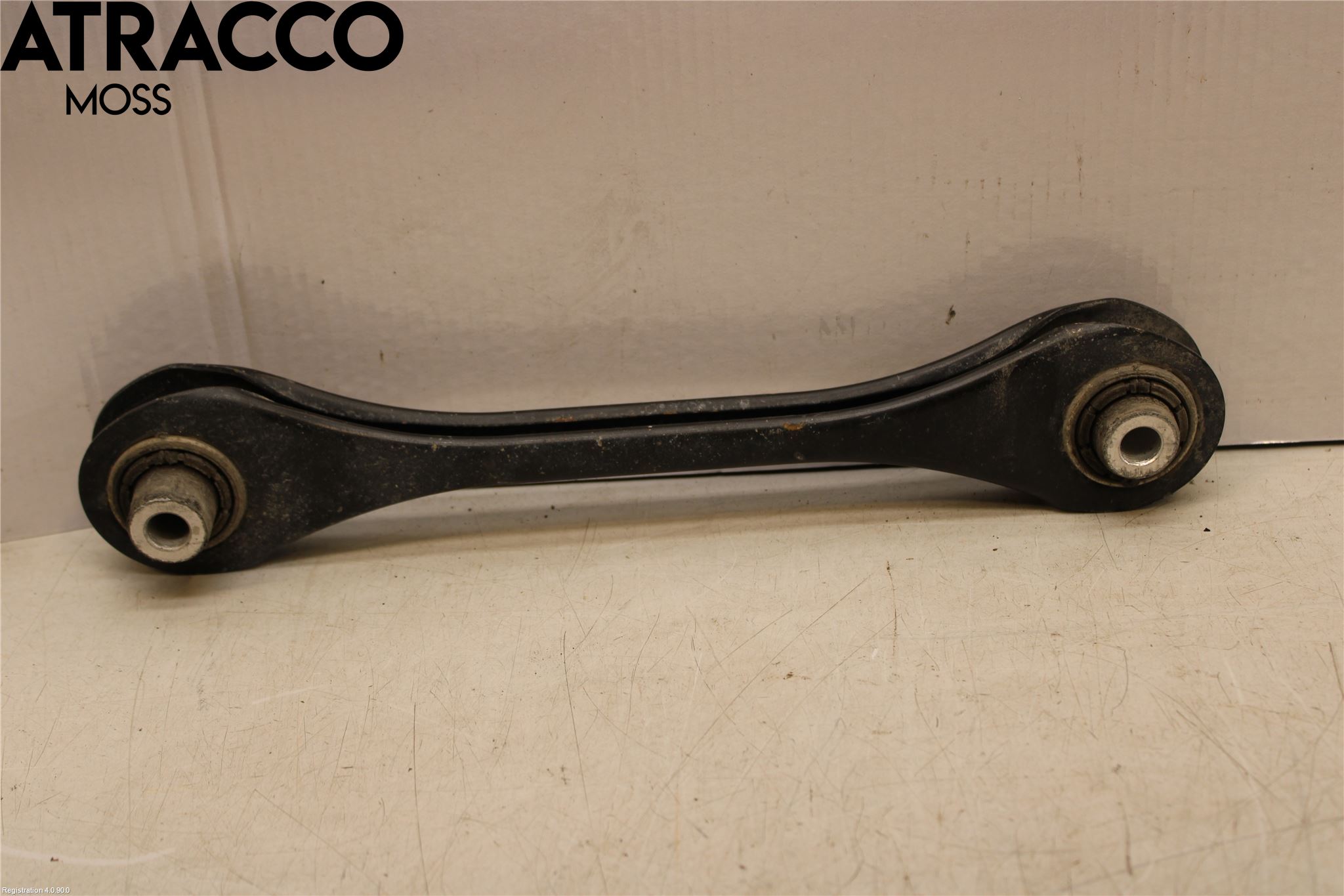 Skoda SUPERB 16-24 Bakaksel Momentstag