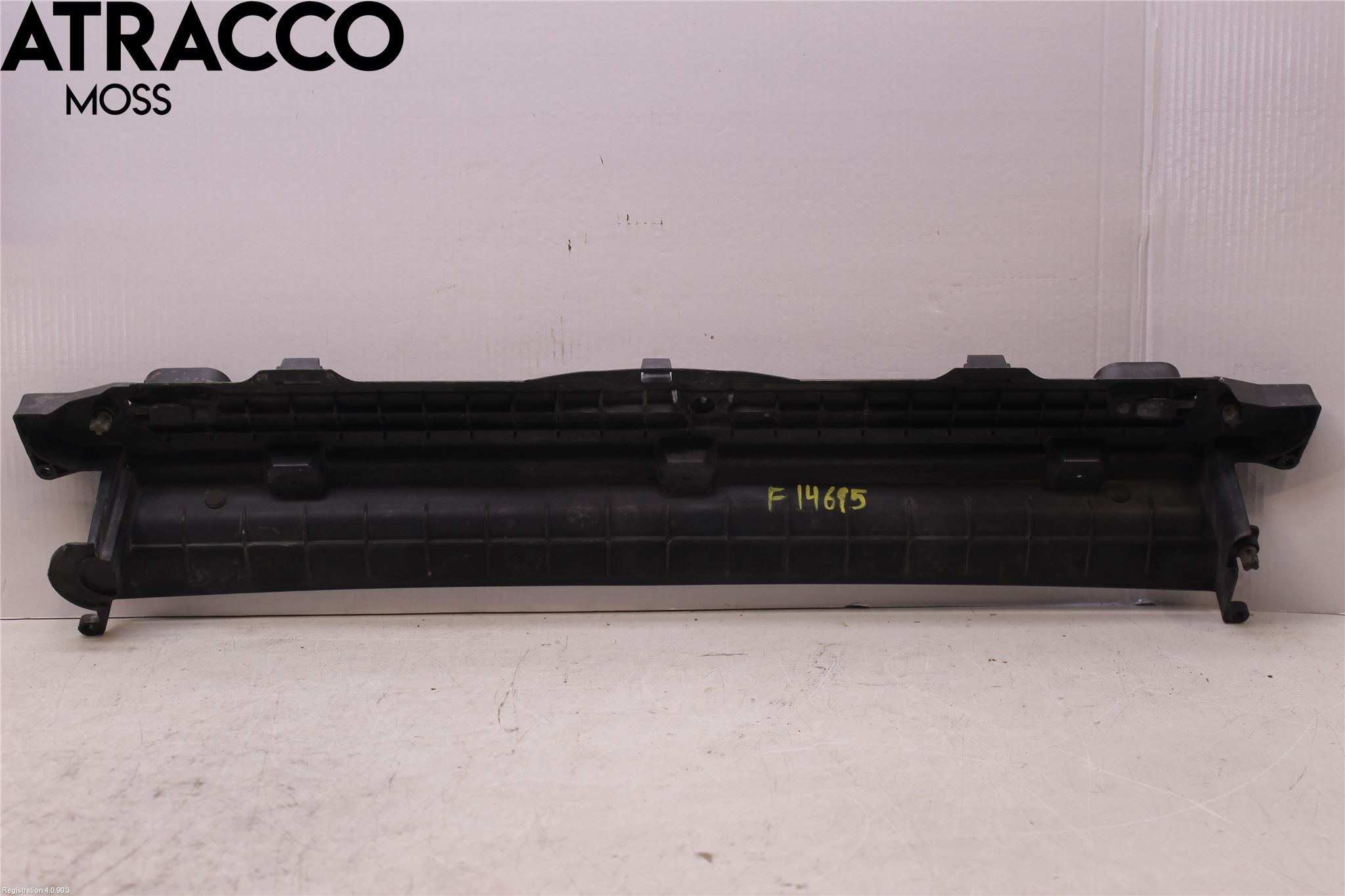 BMW 5 E60/61 Sed/Tou 02-10 Radiator Feste - Ramme - Bjelk