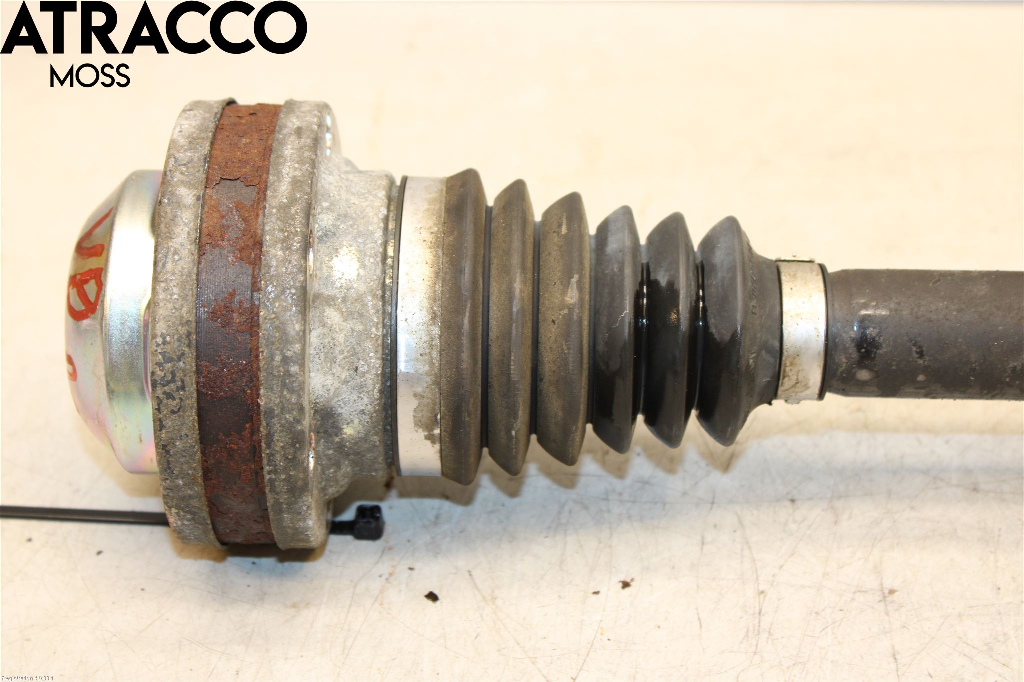 Audi Q5 09-16 Drivaksel Bak Kompl Høyre