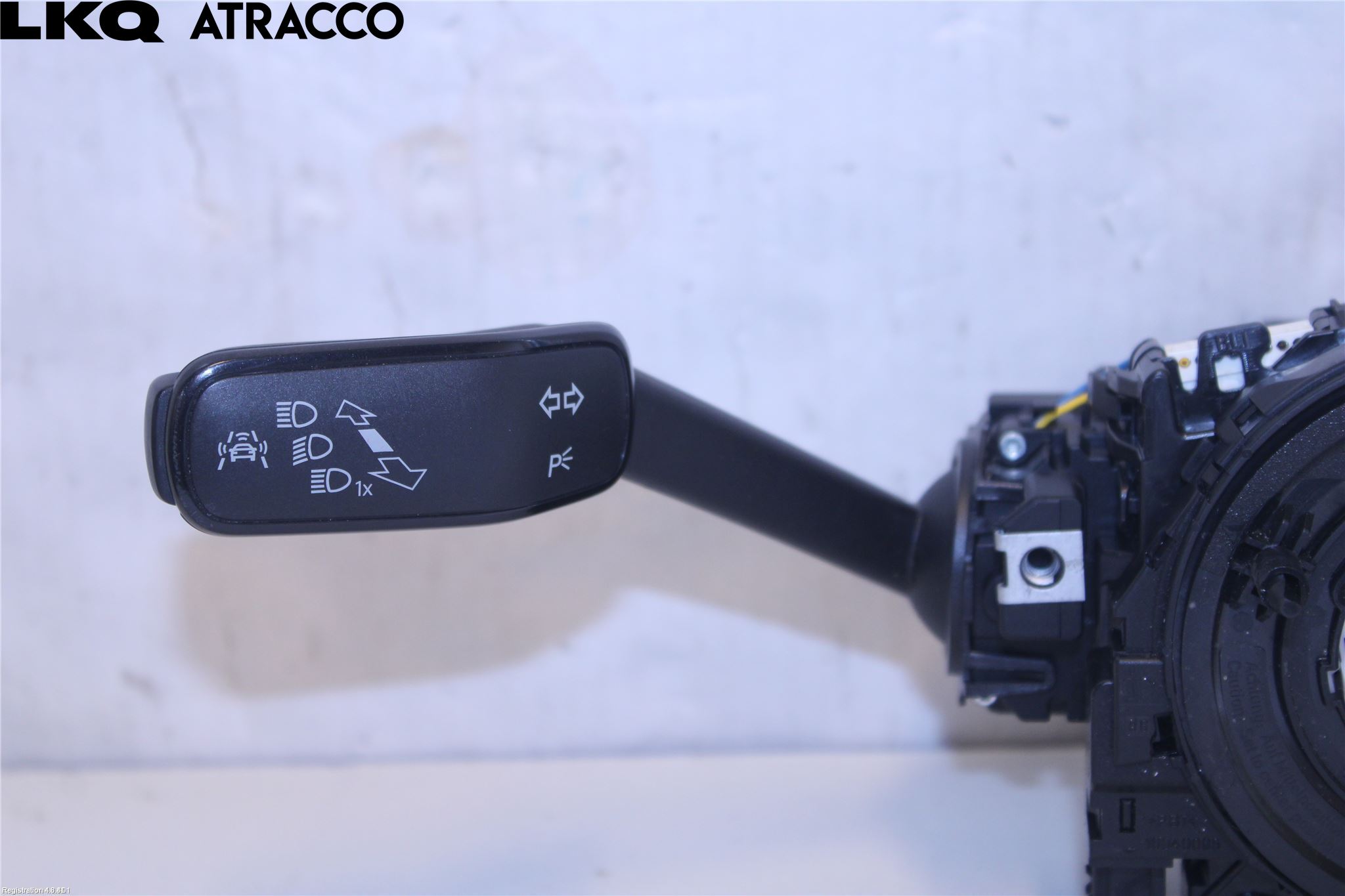 Volkswagen VW GOLF / E-GOLF VII 13-20 Bryter Ratt Kombi H Og V