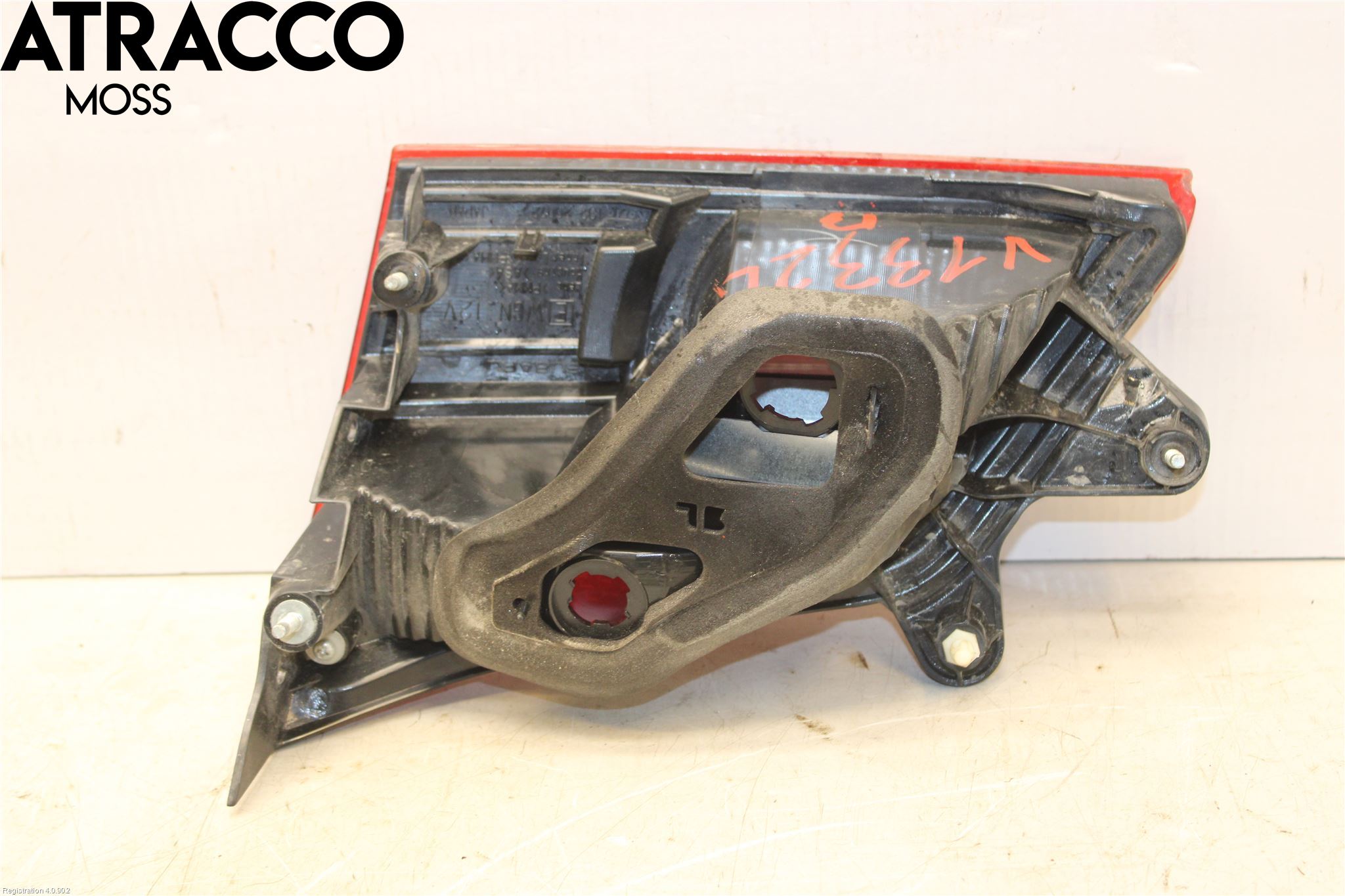 Subaru OUTBACK 10-15 Baklykt Venstre  På Luke(Indre