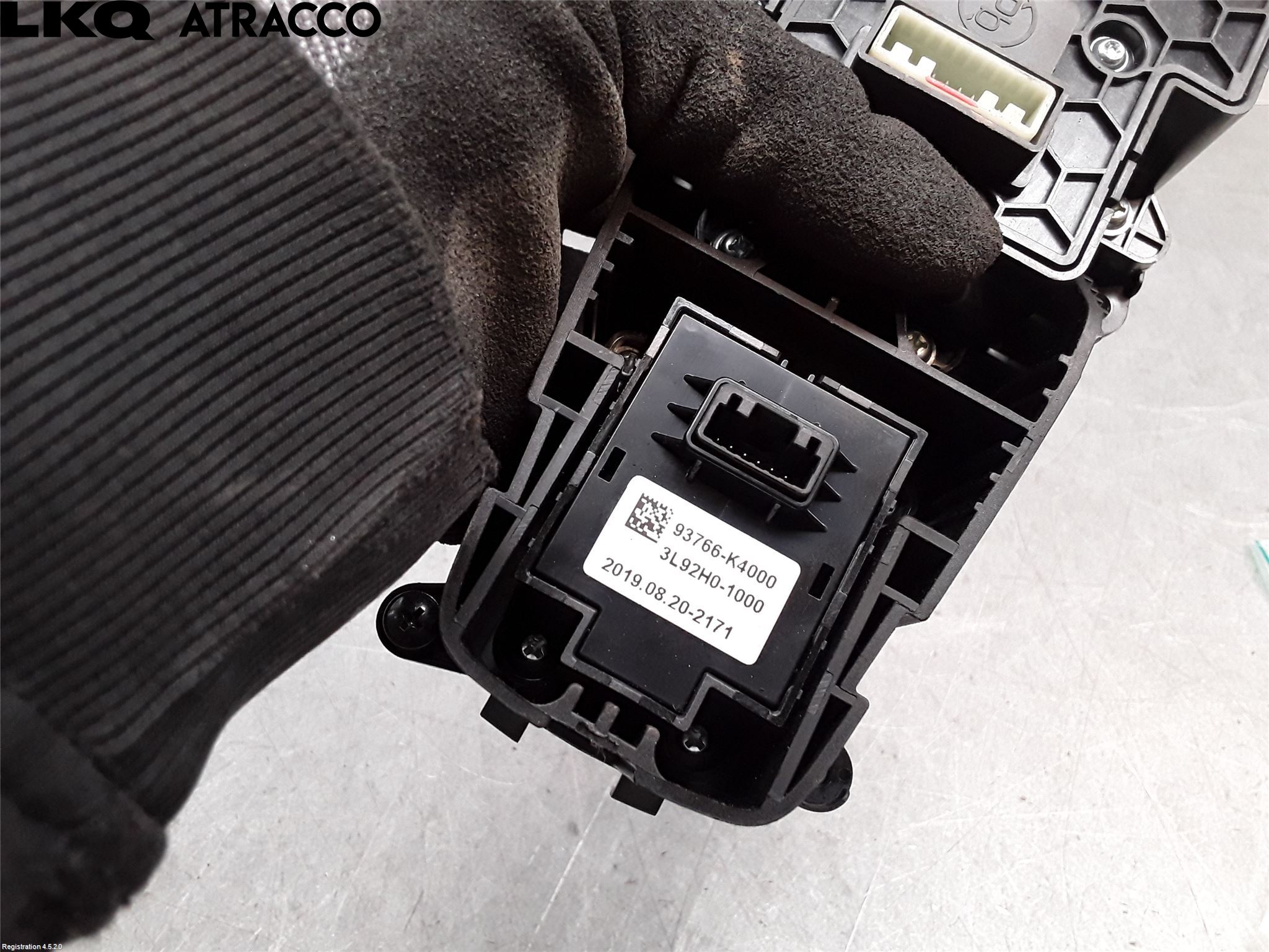 Hyundai KONA/ELECTRIC OS 18-23 Innr Konsoll-Lomme