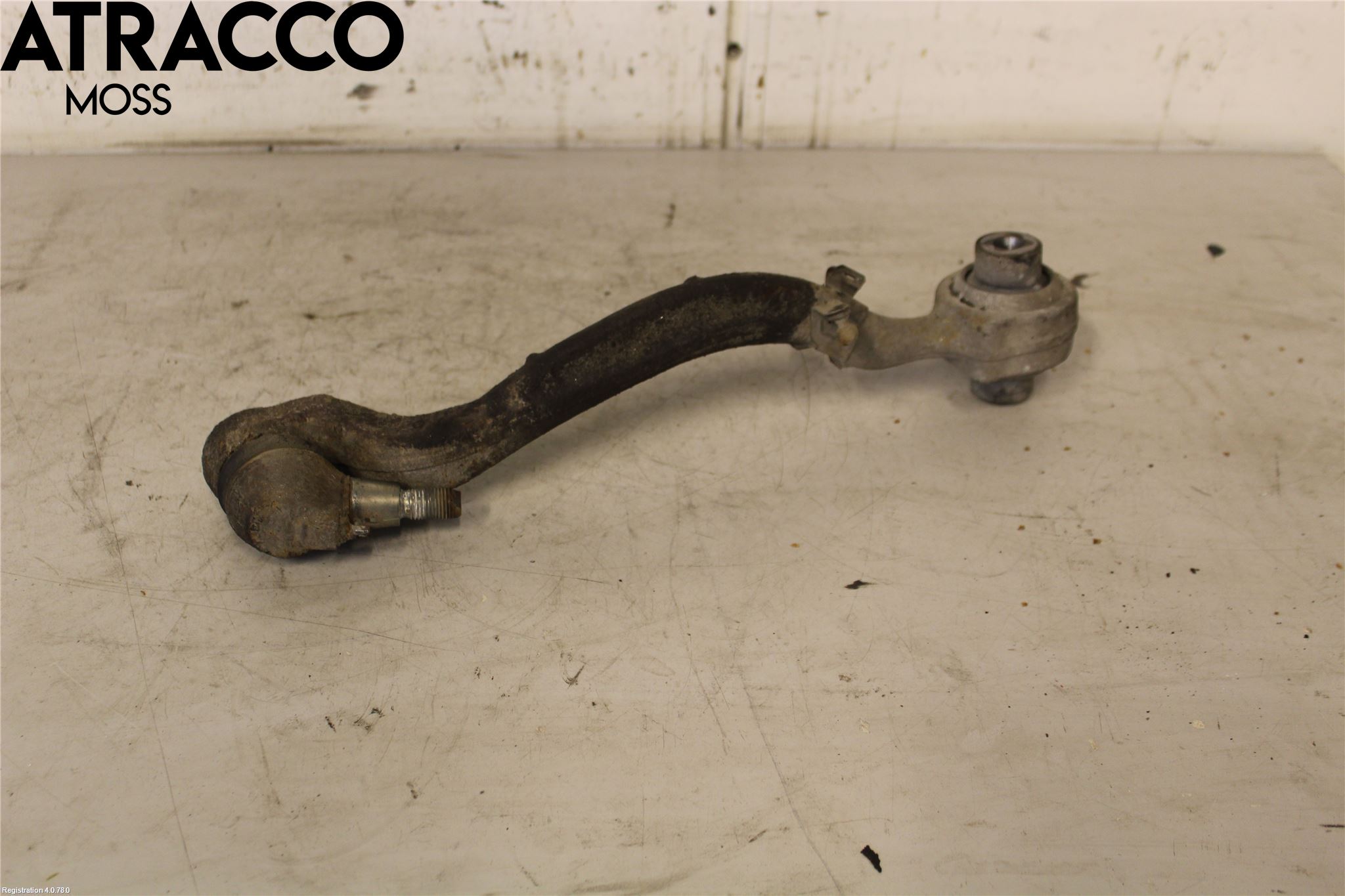 Mercedes-Benz MB E-KLASS (W212) 09-16 Bærearm Foran Venstre Nedre