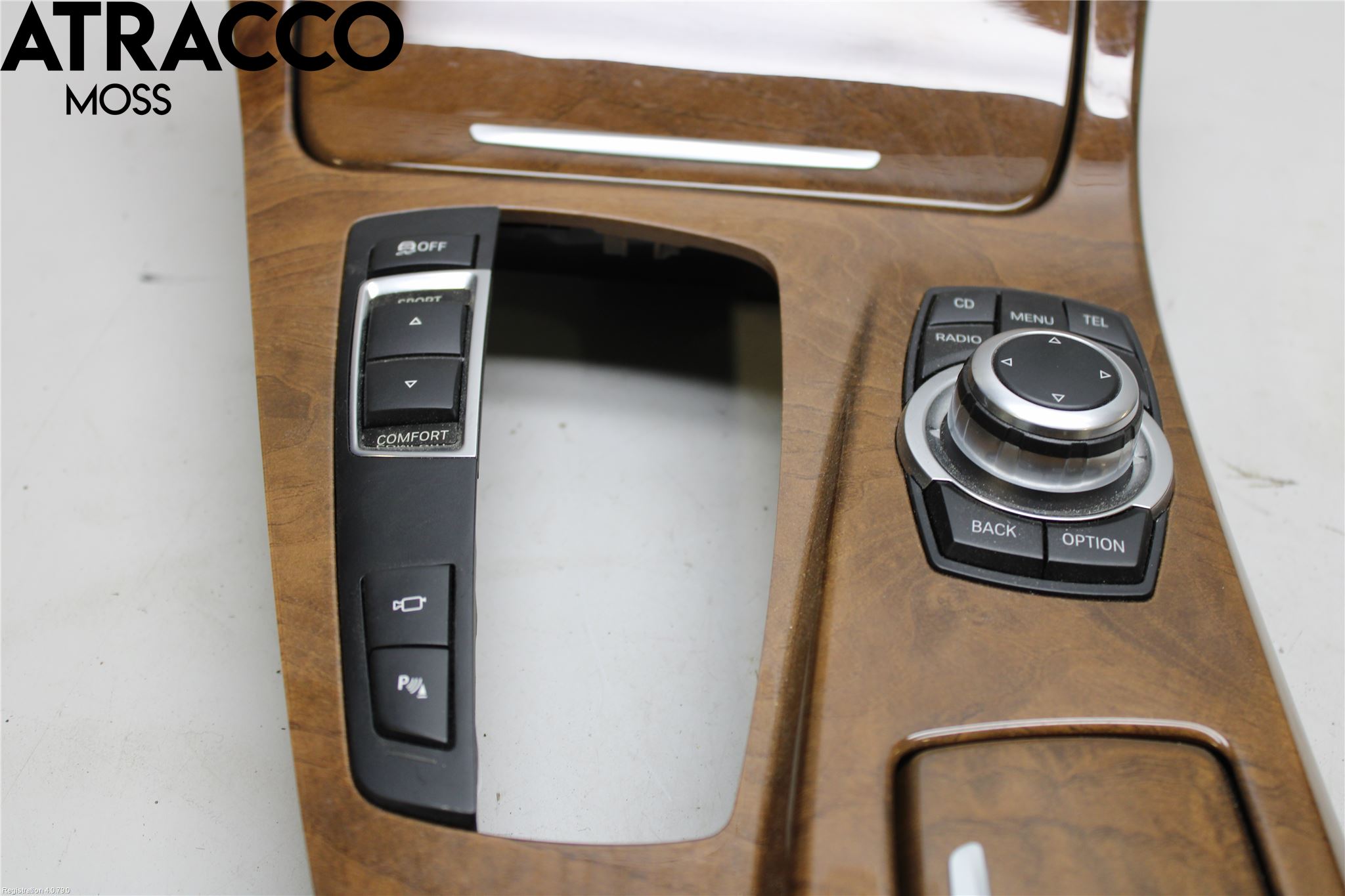 BMW 5 F10/F11/F18 09-17 Innr Konsoll-Lomme