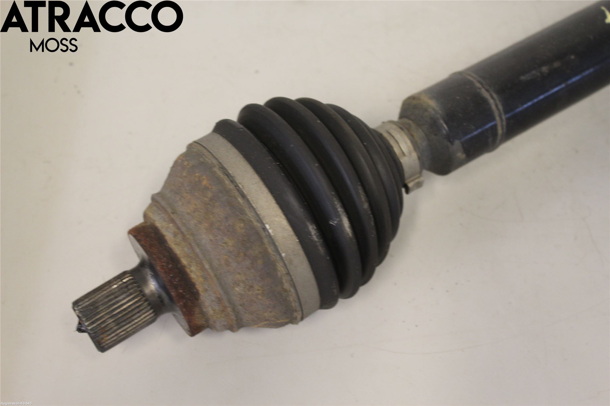 Volkswagen VW CADDY 16-20 Drivaksel Foran Kompl Høyre