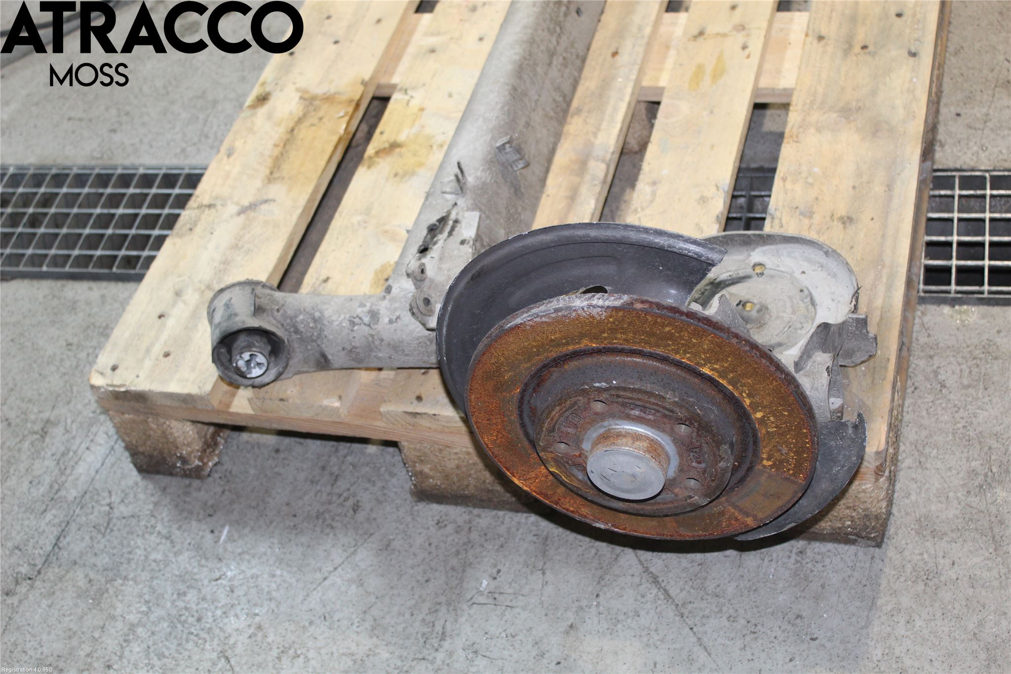 Nissan NV250 20-22 Bakaksel Feste Travers-Ramme