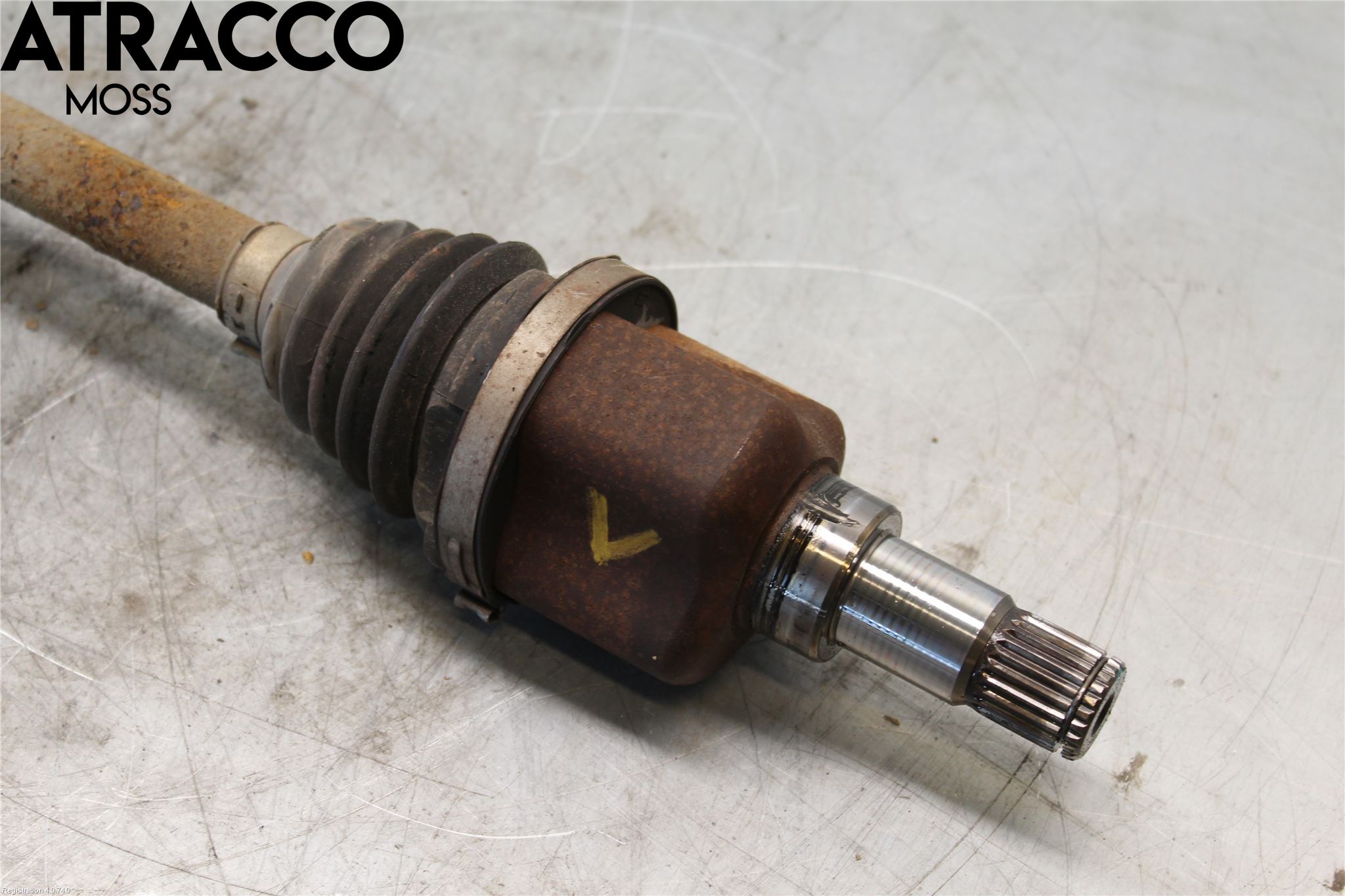 Ford FIESTA 13-17 Drivaksel Foran Kompl Venstre