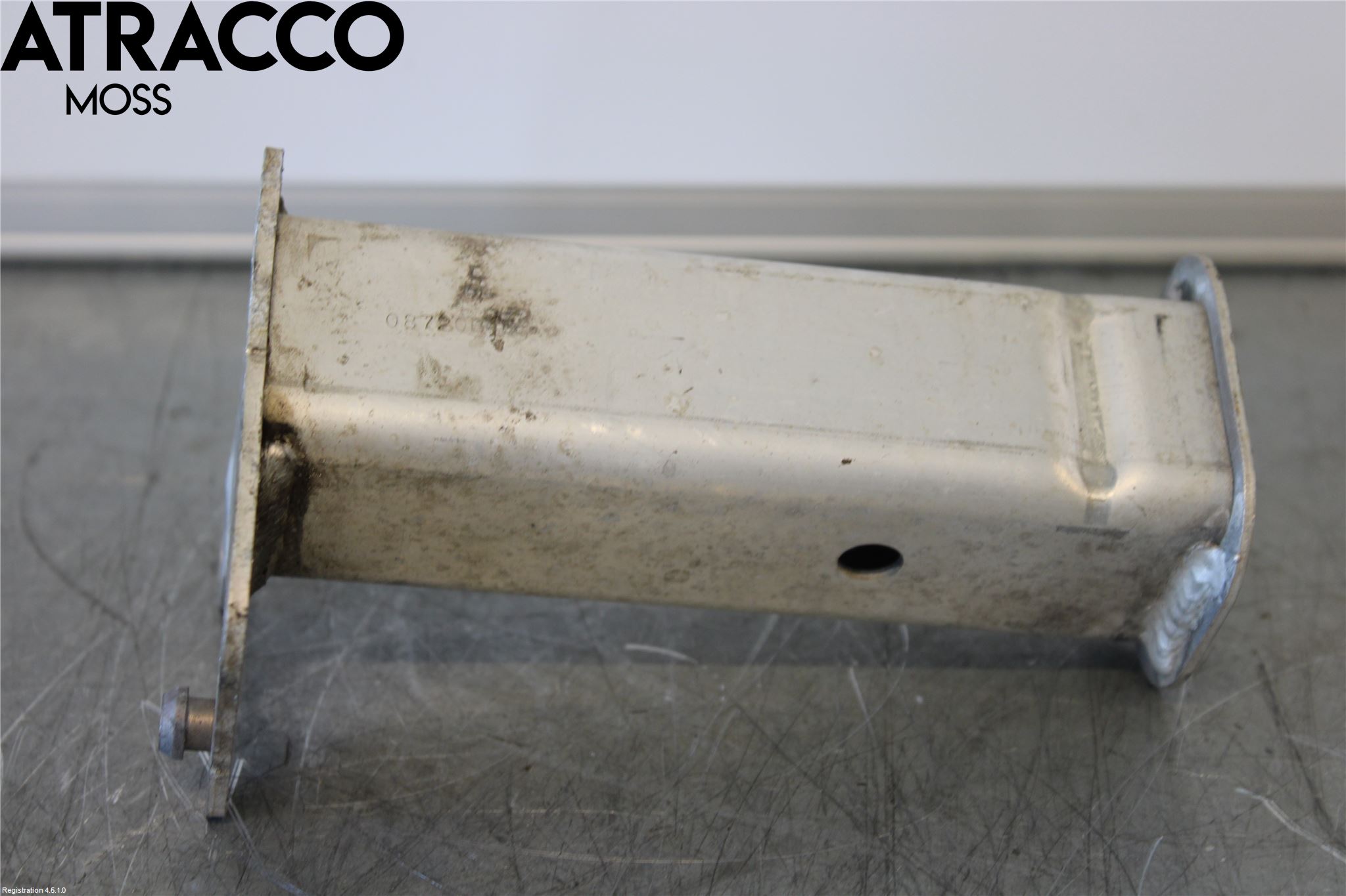 Peugeot 208/E-208 20- Støtfanger Foran Feste