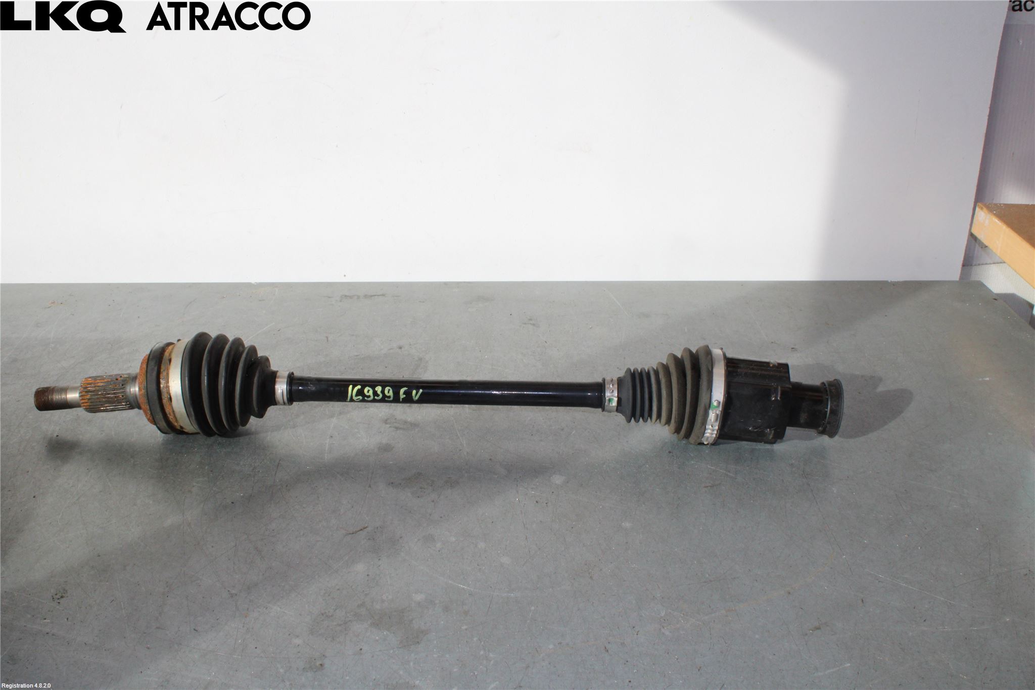 Porsche TAYCAN 20- Drivaksel Foran Kompl Venstre