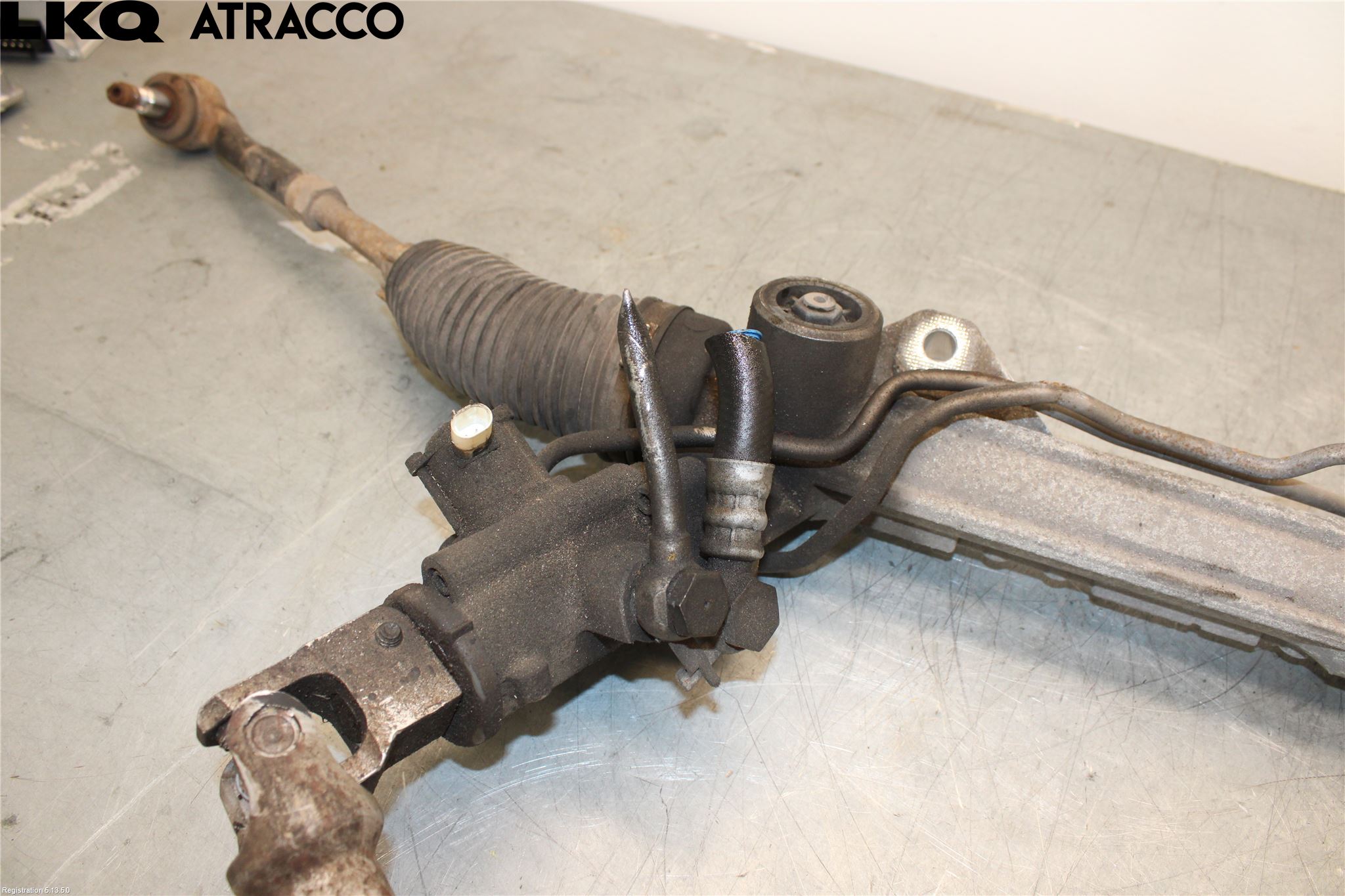 BMW 5 E60/61 Sed/Tou 02-10 Servo Snekke - Tannstang