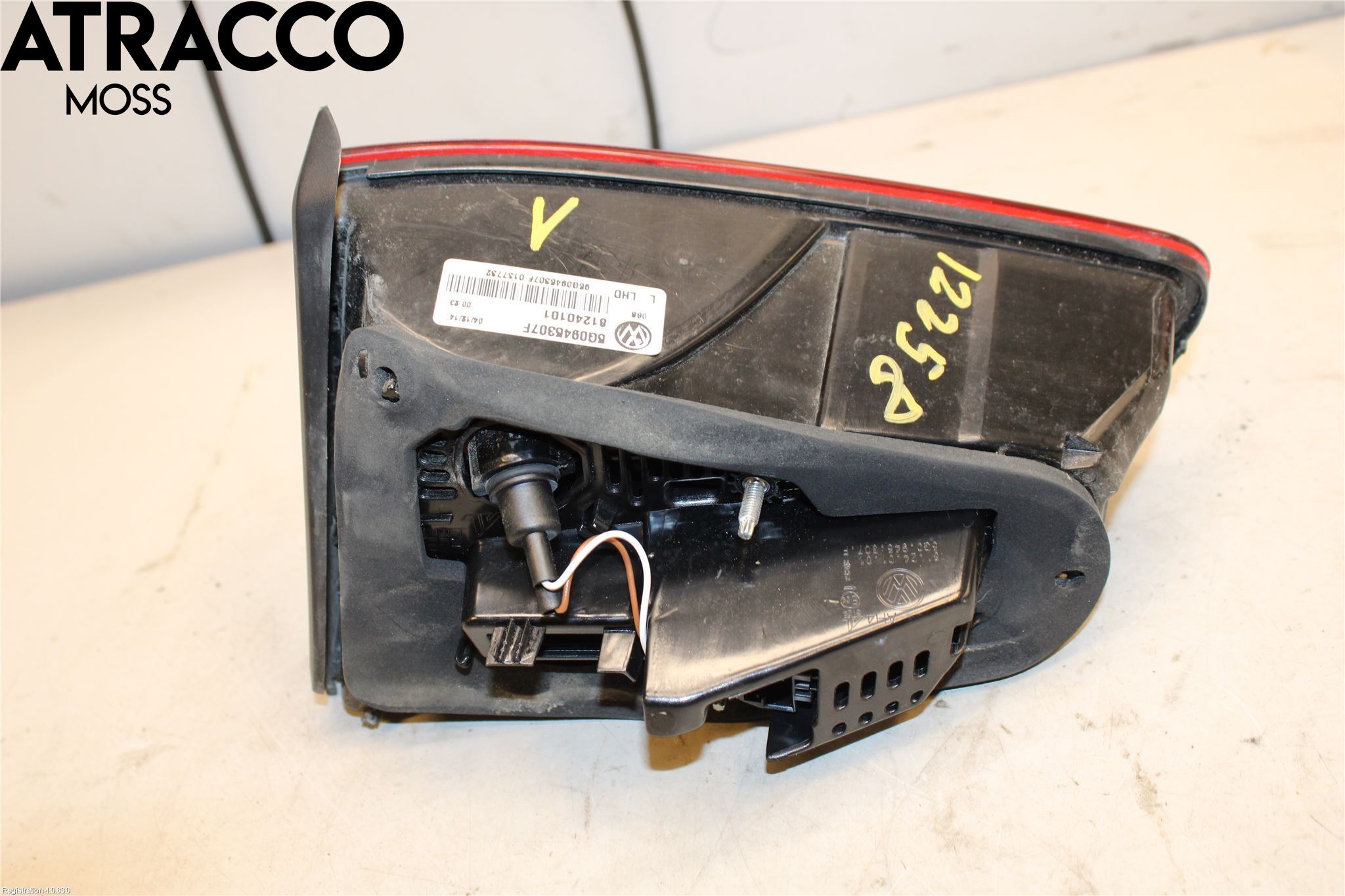 Volkswagen VW GOLF / E-GOLF VII 13-20 Baklykt Venstre  På Luke(Indre