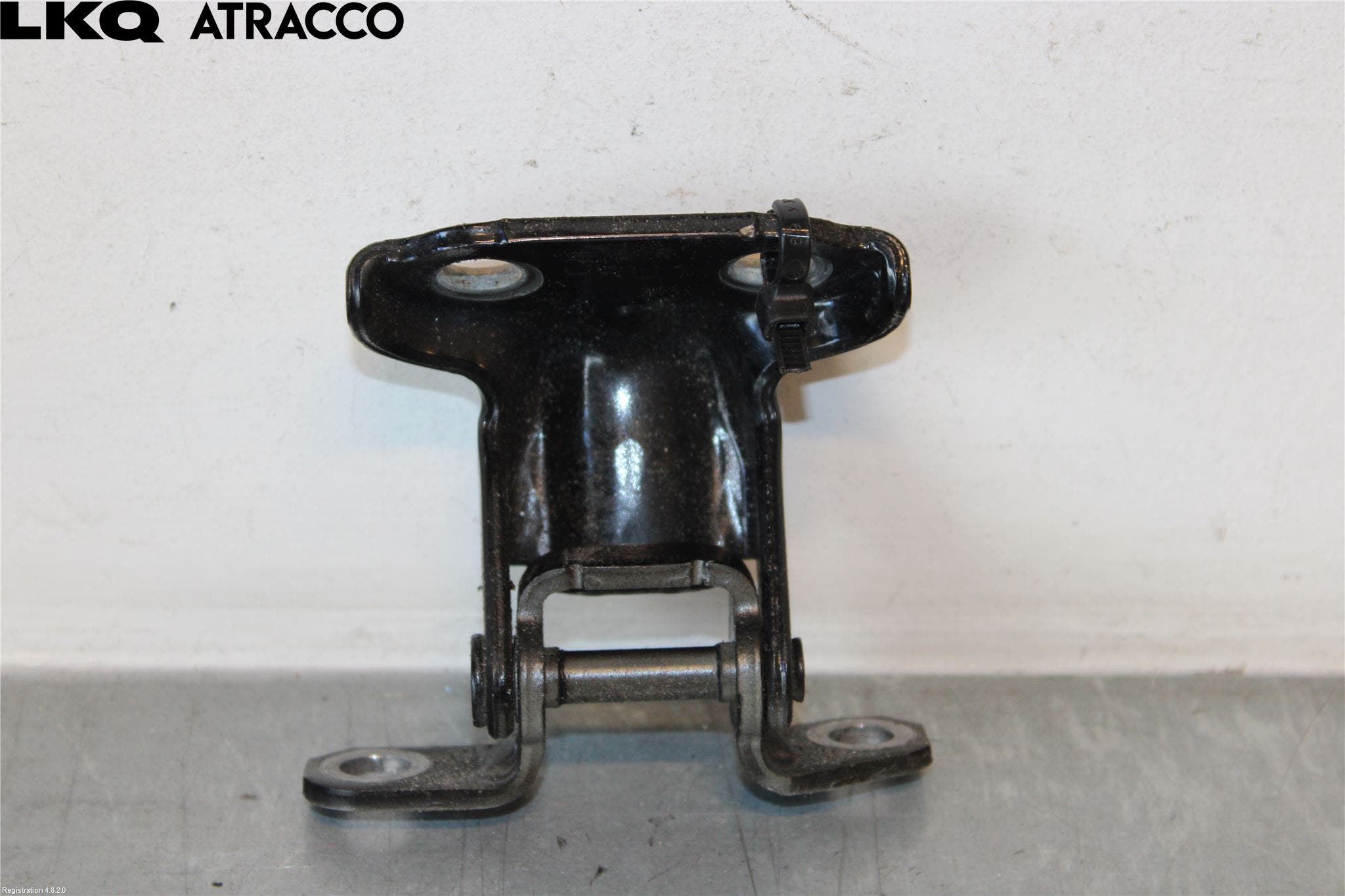 Subaru OUTBACK 15-20 Dørhengsel