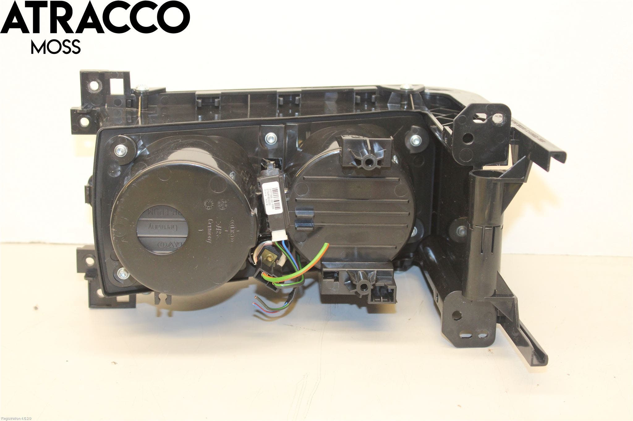 Volvo XC60 09-13 Innr Koppholder