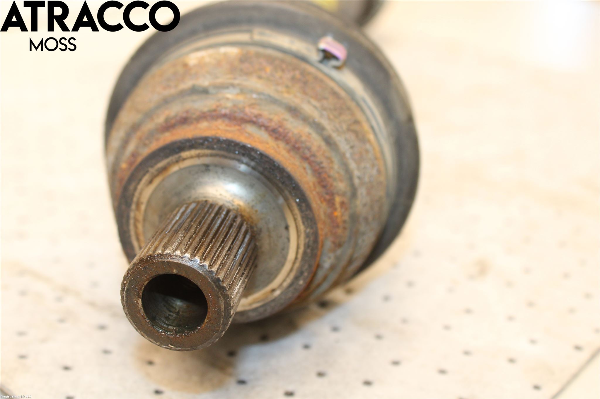 Volkswagen VW GOLF VI 09-13 Drivaksel Foran Kompl Venstre