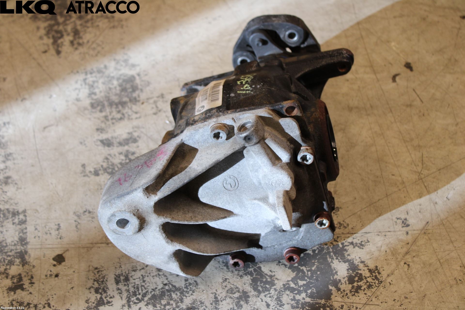 BMW 1 F20/F21 11-19 Bakaksel Kardang Bak -Diff