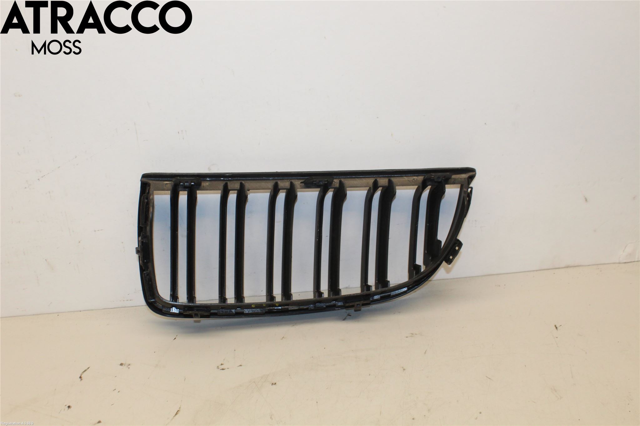 BMW 3 E36      91-00 Grilldel Høyre