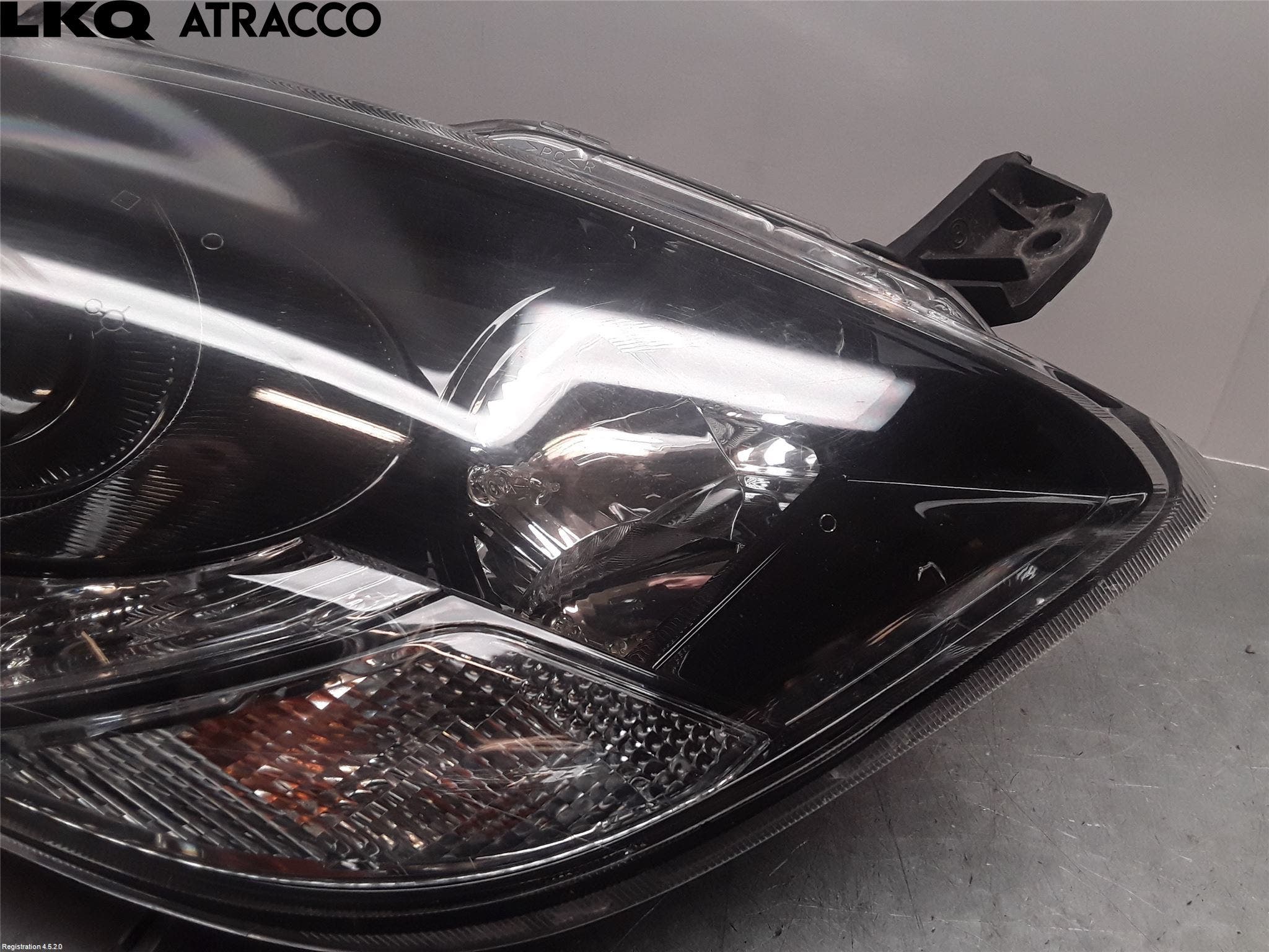 Citroen C-ZERO Frontlykt Høyre