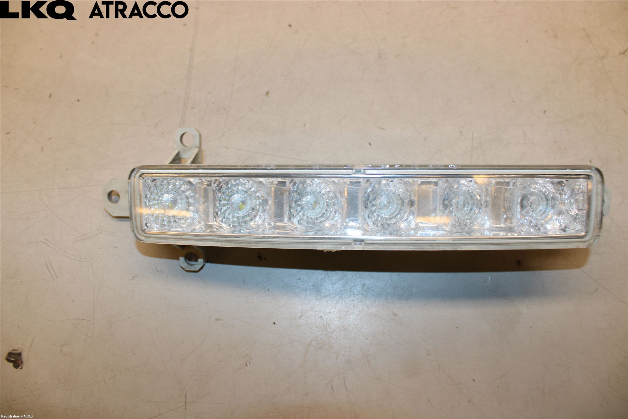 Peugeot PARTNER 08-15 Parklykt Foran Høyre