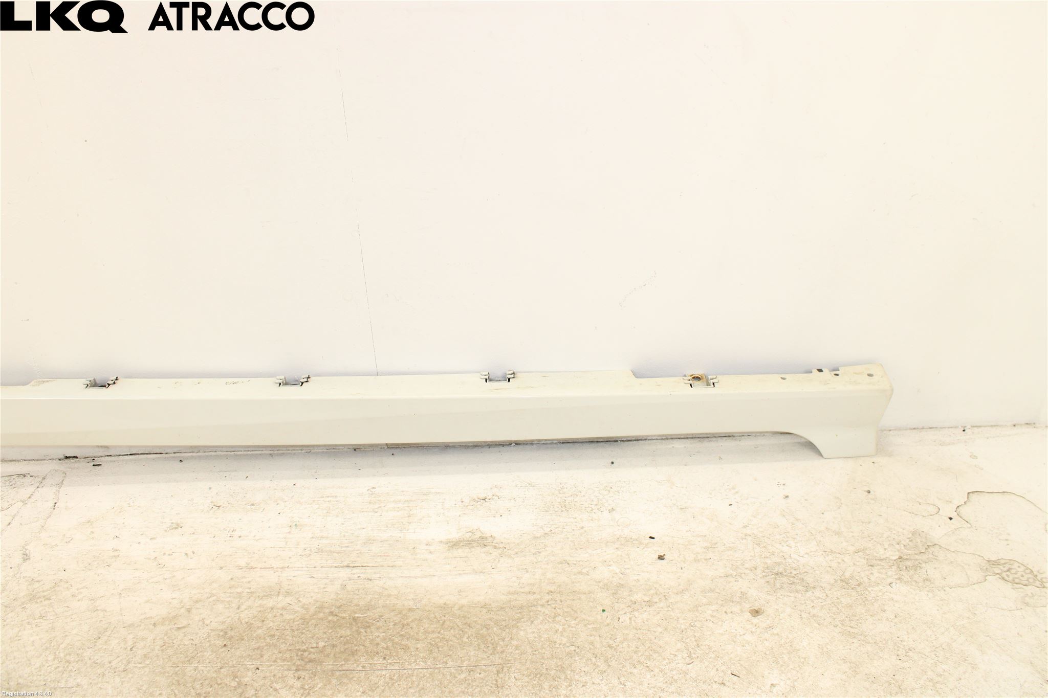 Nissan LEAF 18- Kanalskjørt Venstre