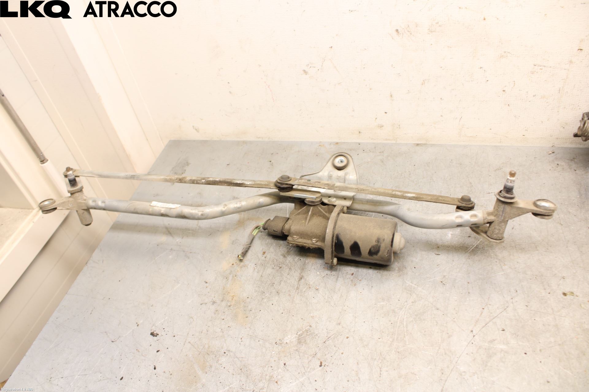 Volkswagen VW TRANSP/CARAVELLE (T5) 04-15 Viskermotor Frontrute