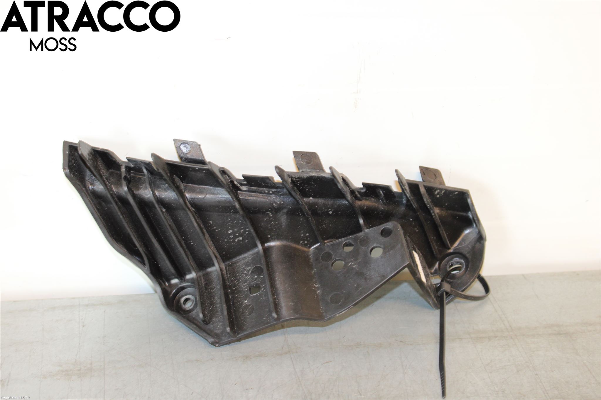 Kia SOUL 09- Støtfanger Foran Feste