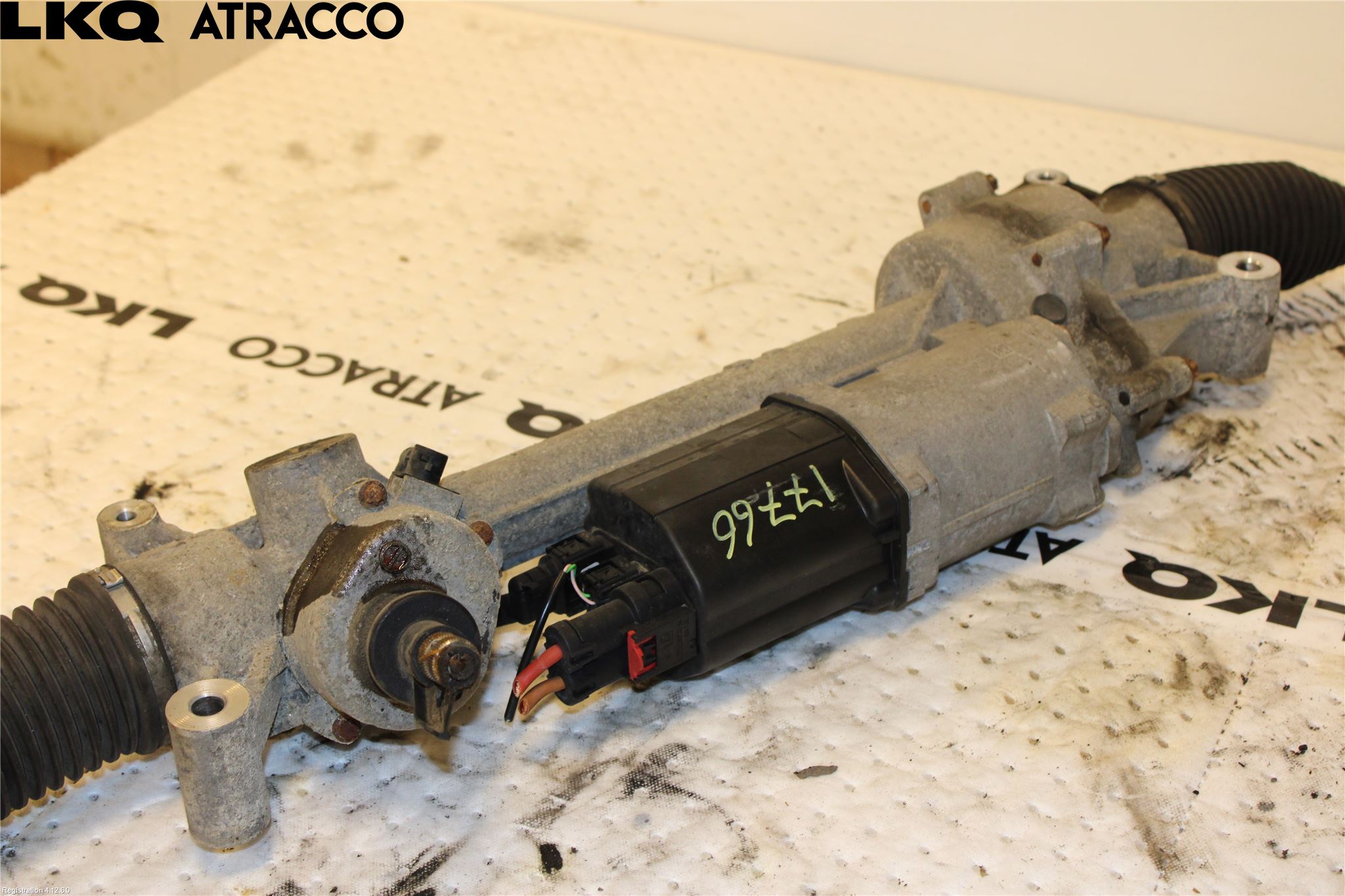 Mercedes-Benz MB C-KLASS (W205) 14-21 Servo Snekke - Tannstang