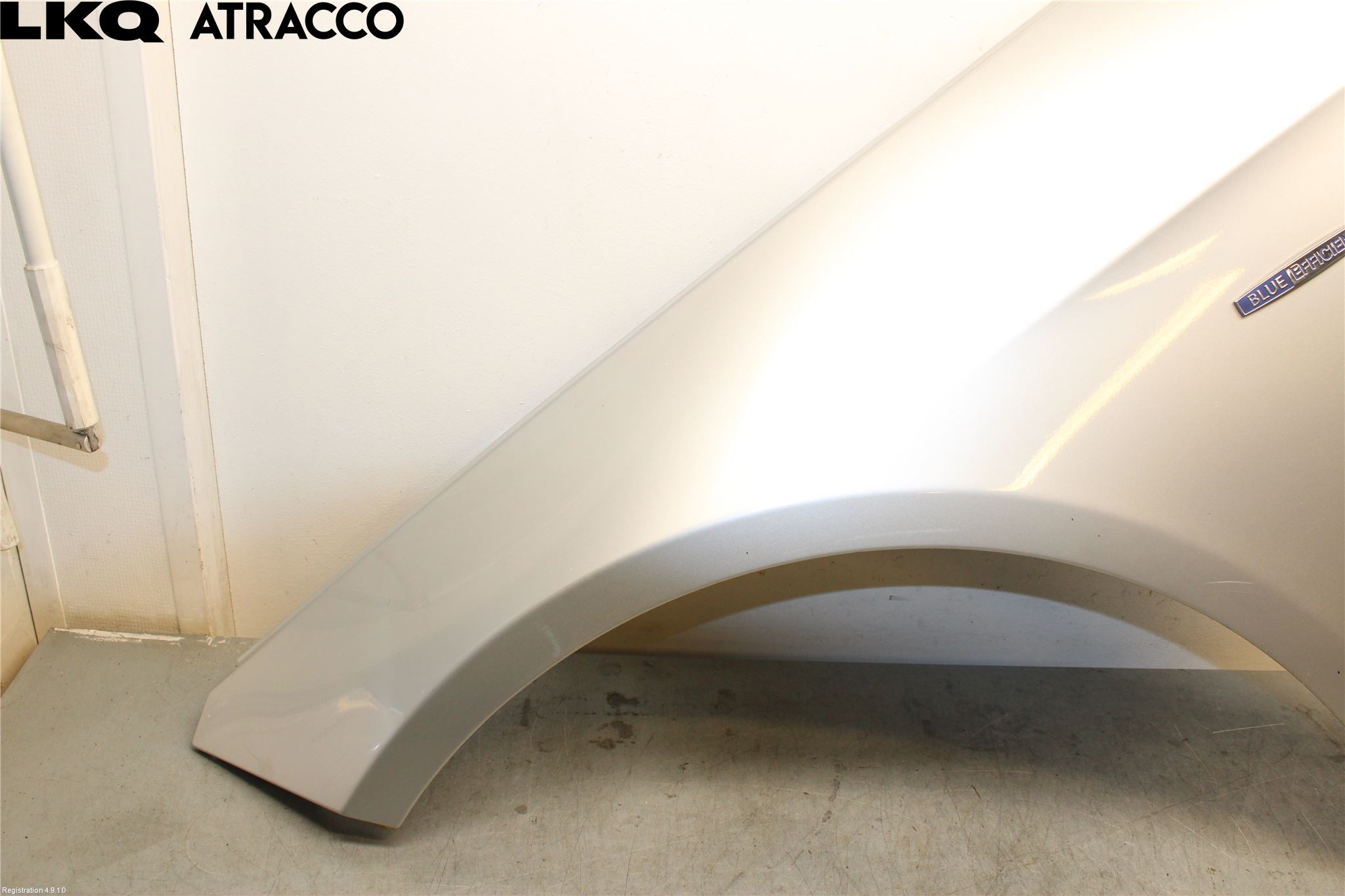 Mercedes-Benz MB E-KLASS (W212) 09-16 Skjerm Foran Venstre