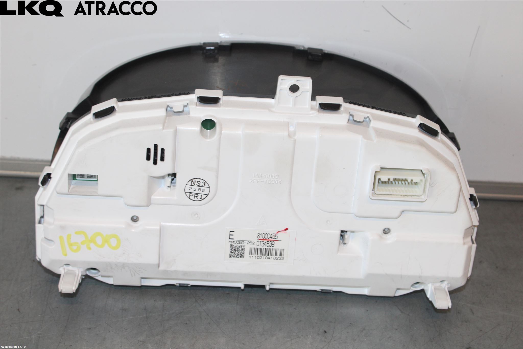 Mitsubishi OUTLANDER 13-21 Instr Kombinert