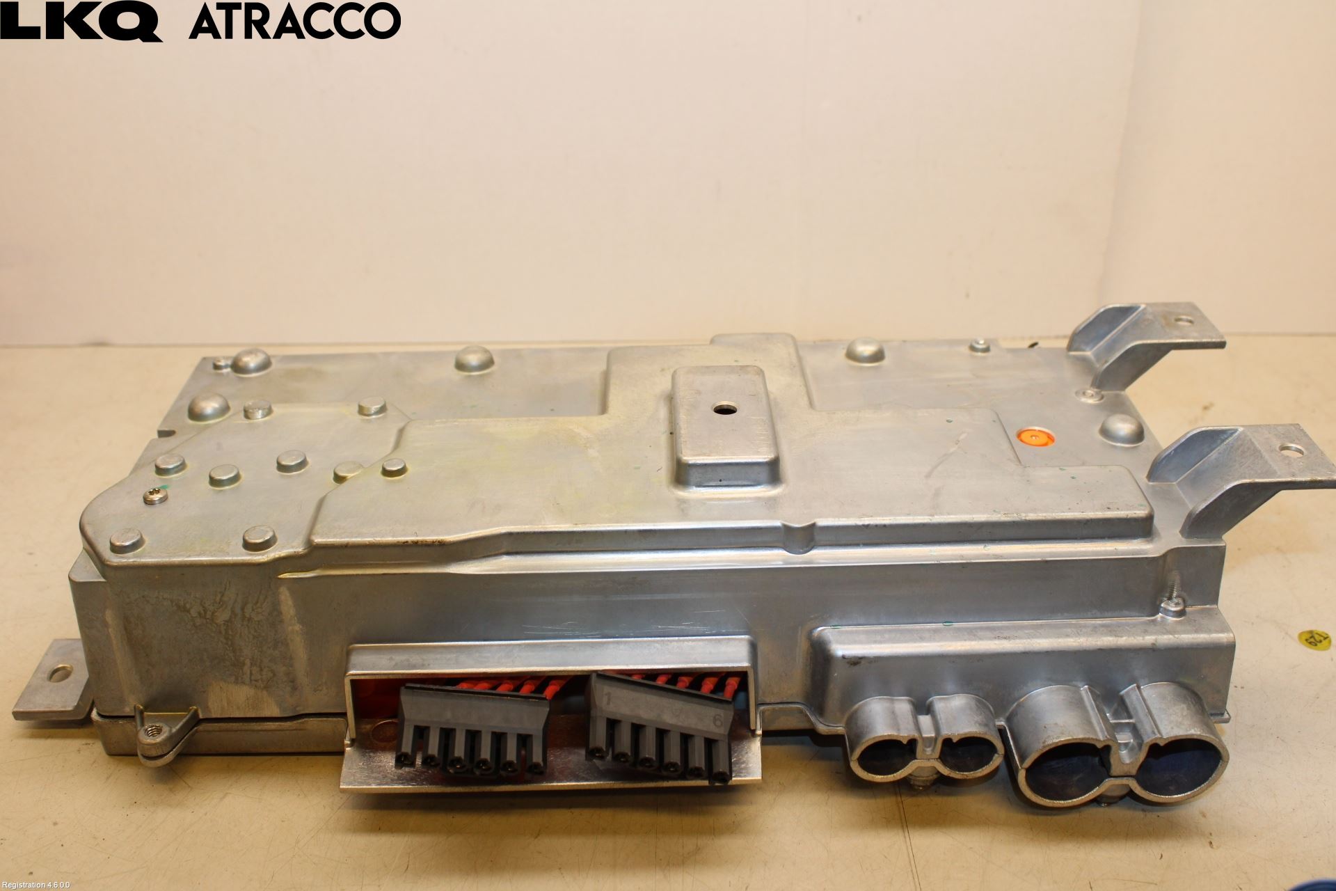 Tesla MODEL S 13- Inverter 12-)220V