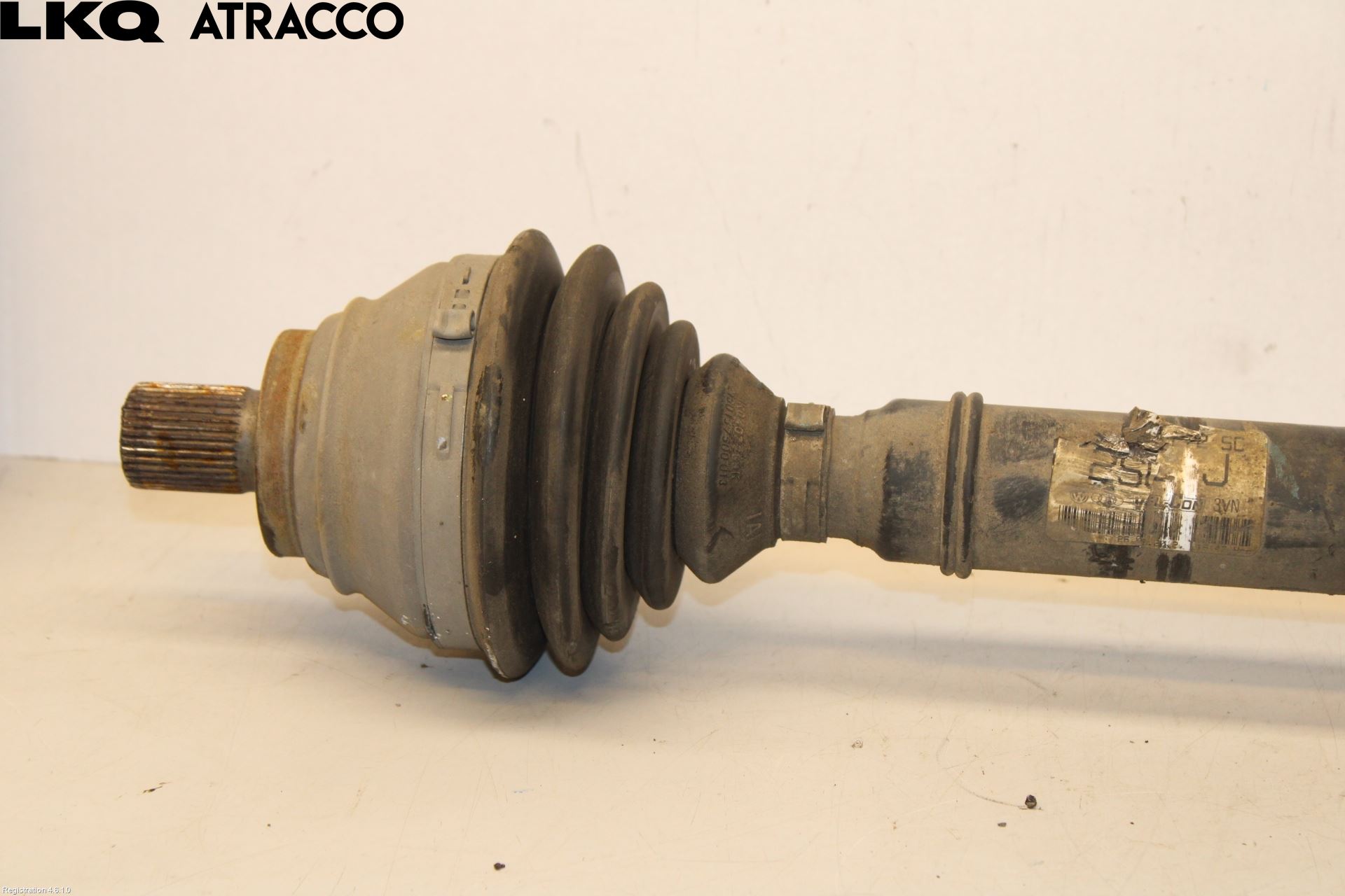 Volkswagen VW GOLF VI 09-13 Drivaksel Foran Kompl Høyre