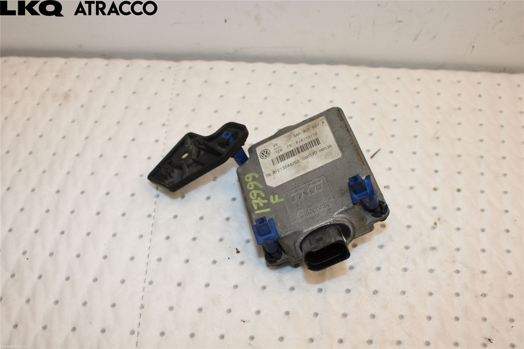 Volkswagen VW PASSAT 11-14 Sensor Kollisjonsbeskyttelse