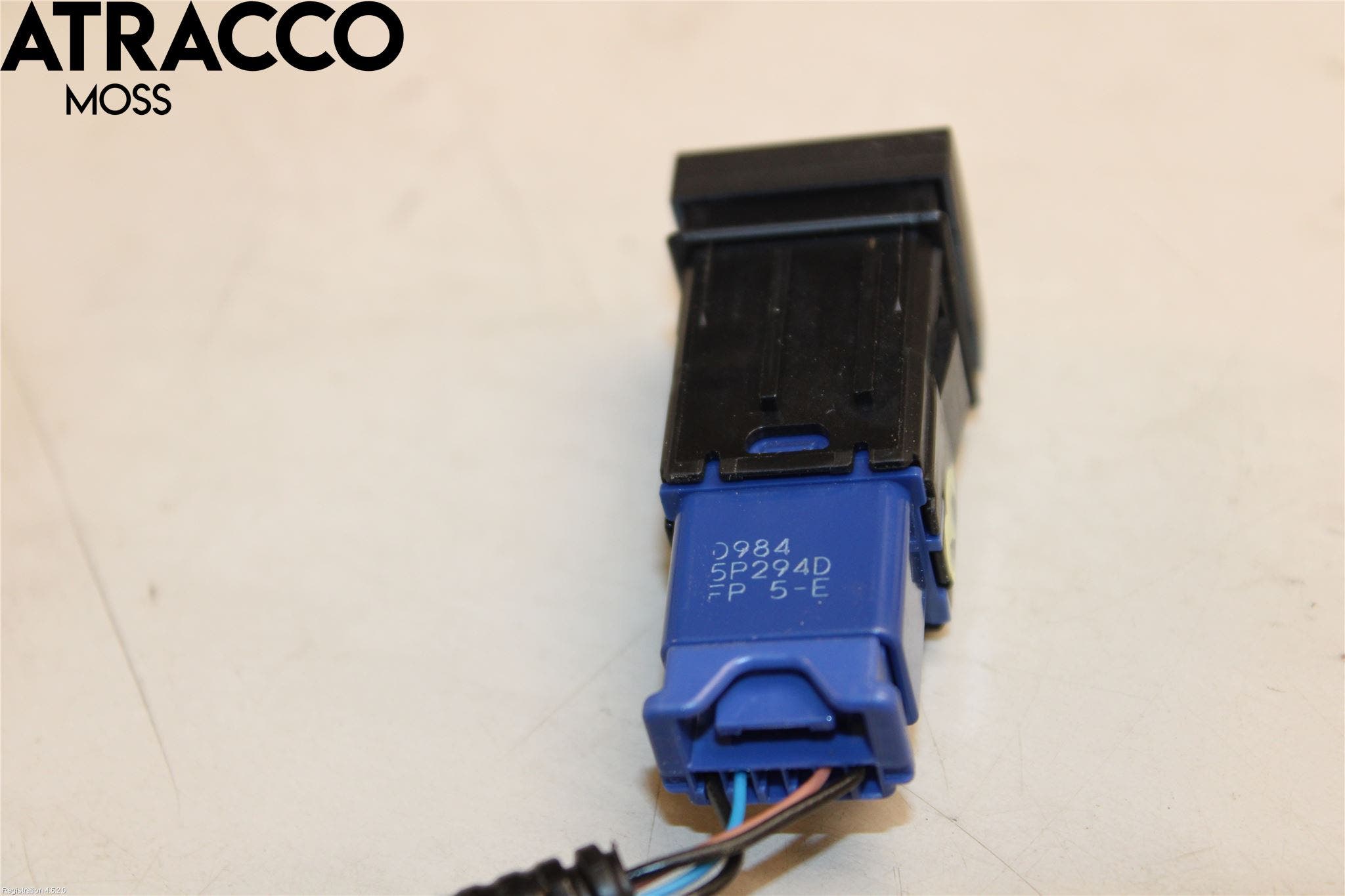 Toyota RAV4 19- Bryter Drivstoff Tankluke