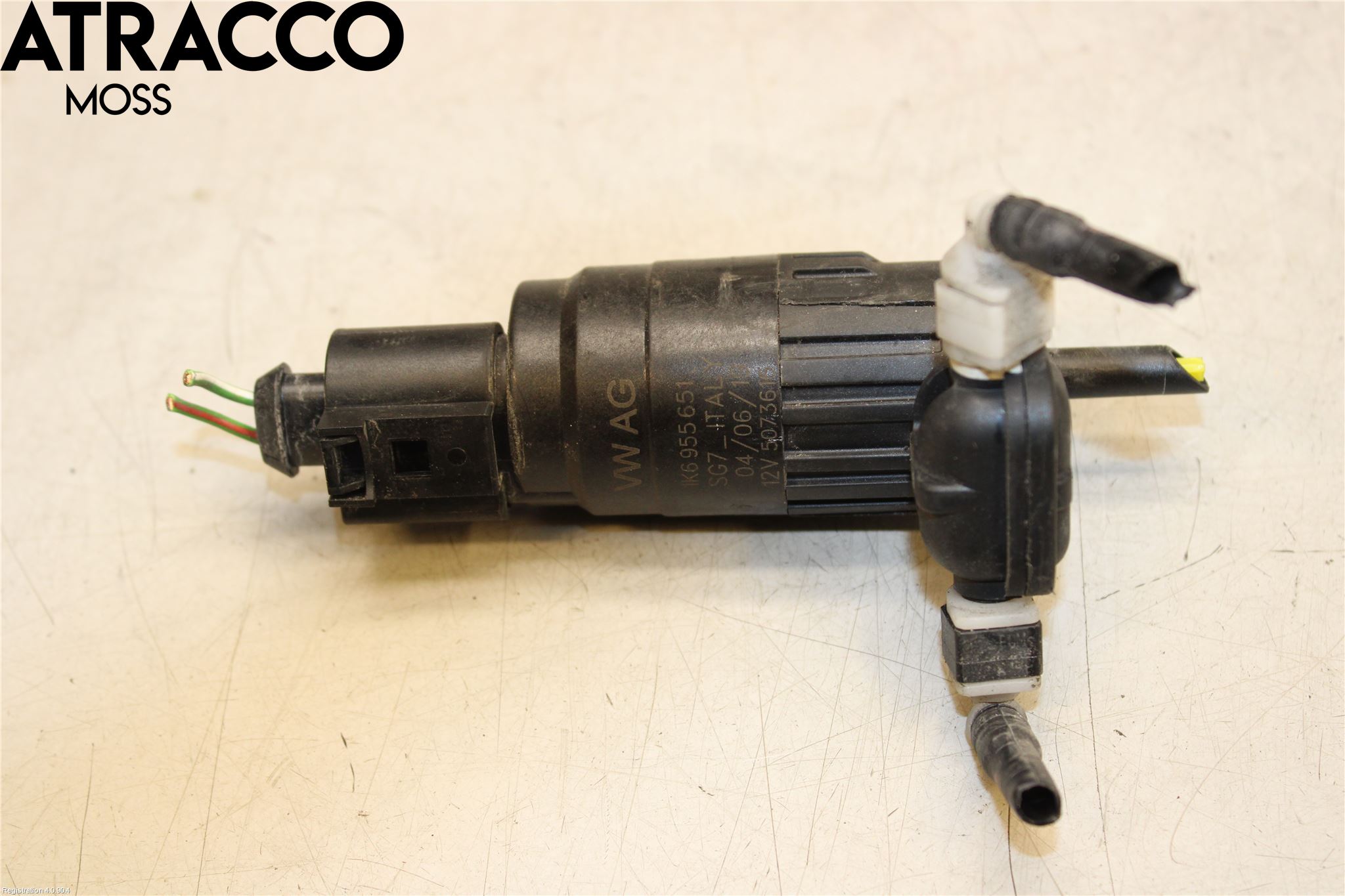 Volkswagen VW PASSAT 20-24 Spylerpumpe Frontrute