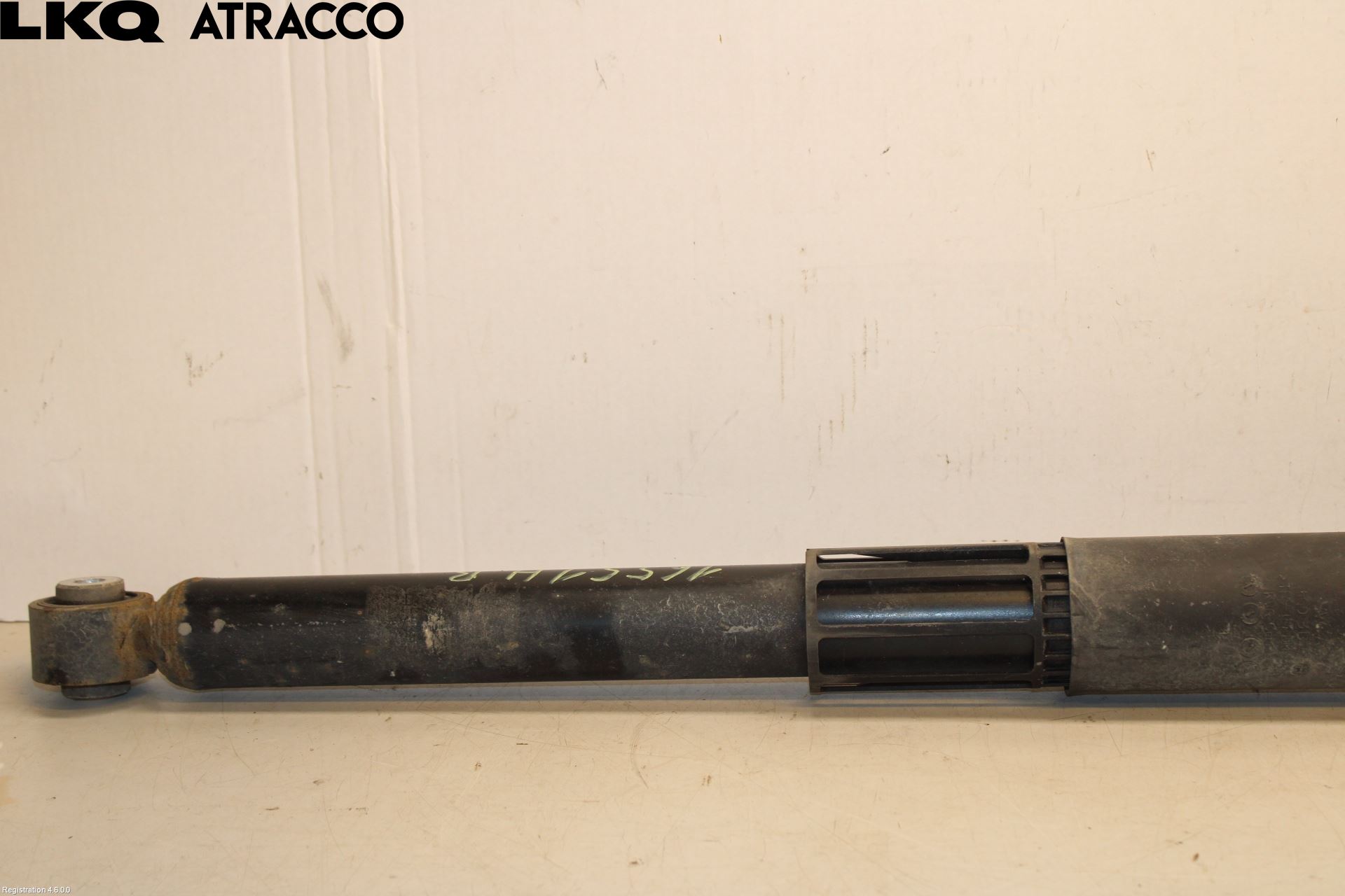 Volkswagen VW T-ROC 18- Støtdemper Bak